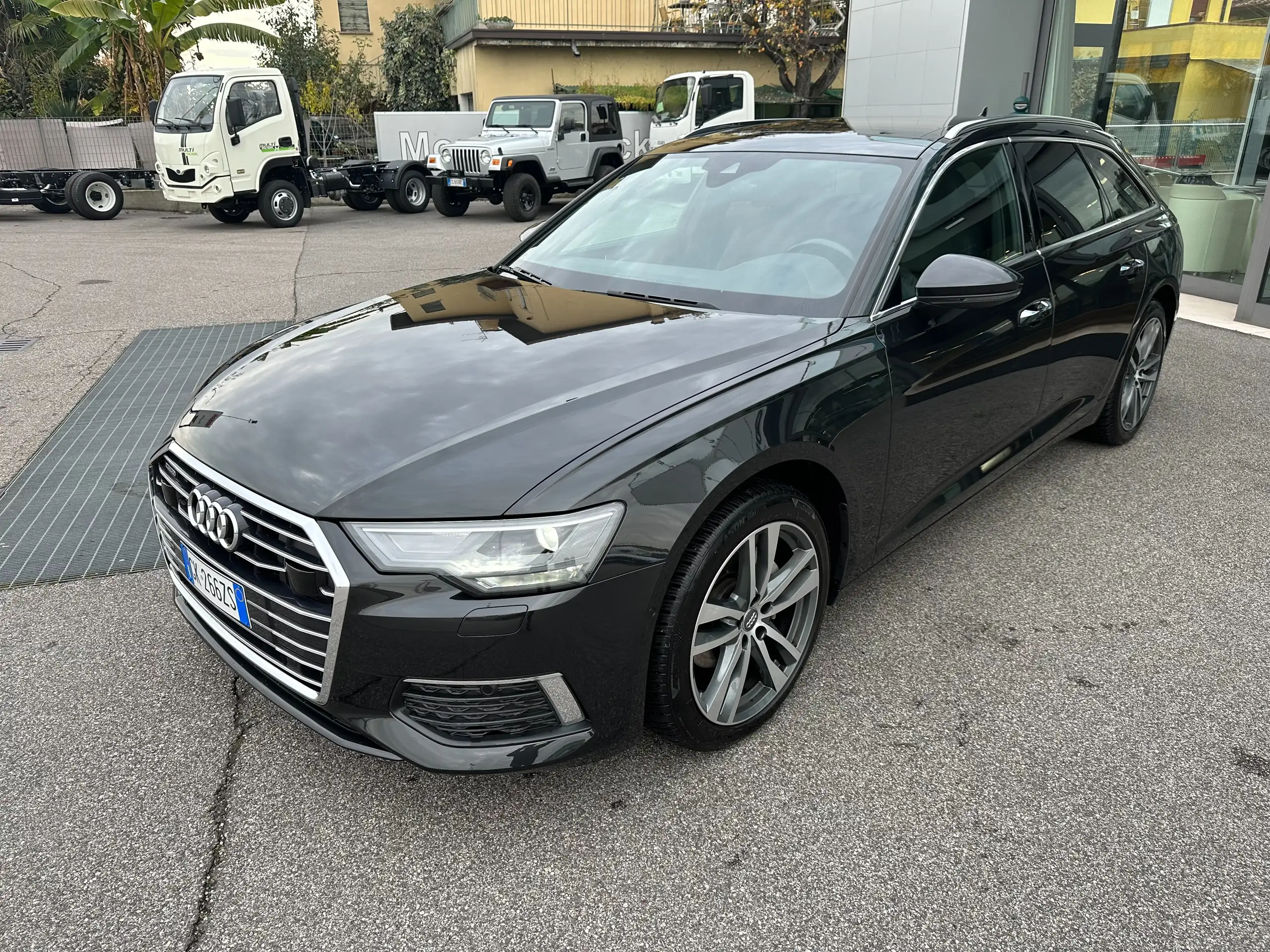 Audi - A6