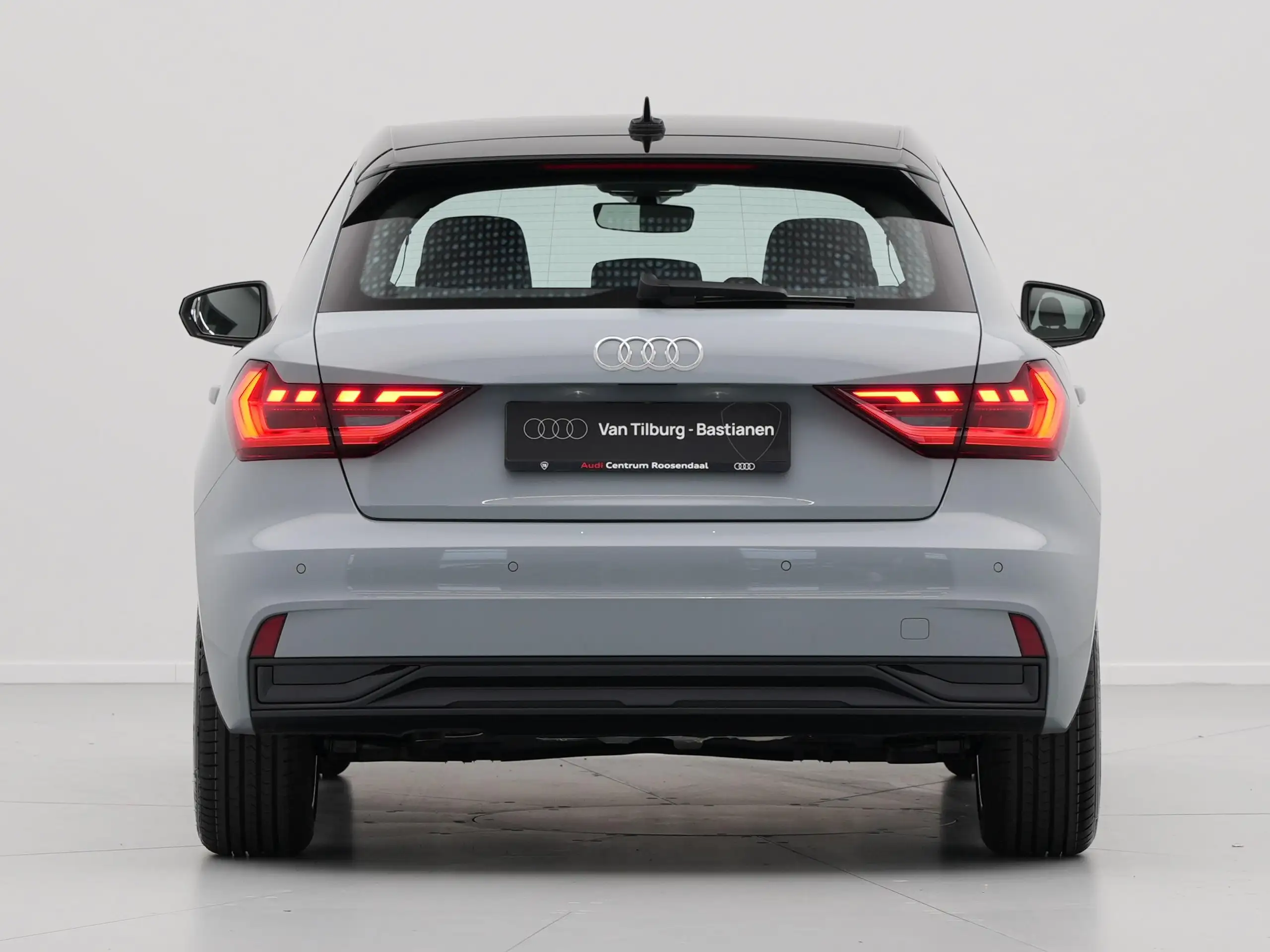 Audi - A1