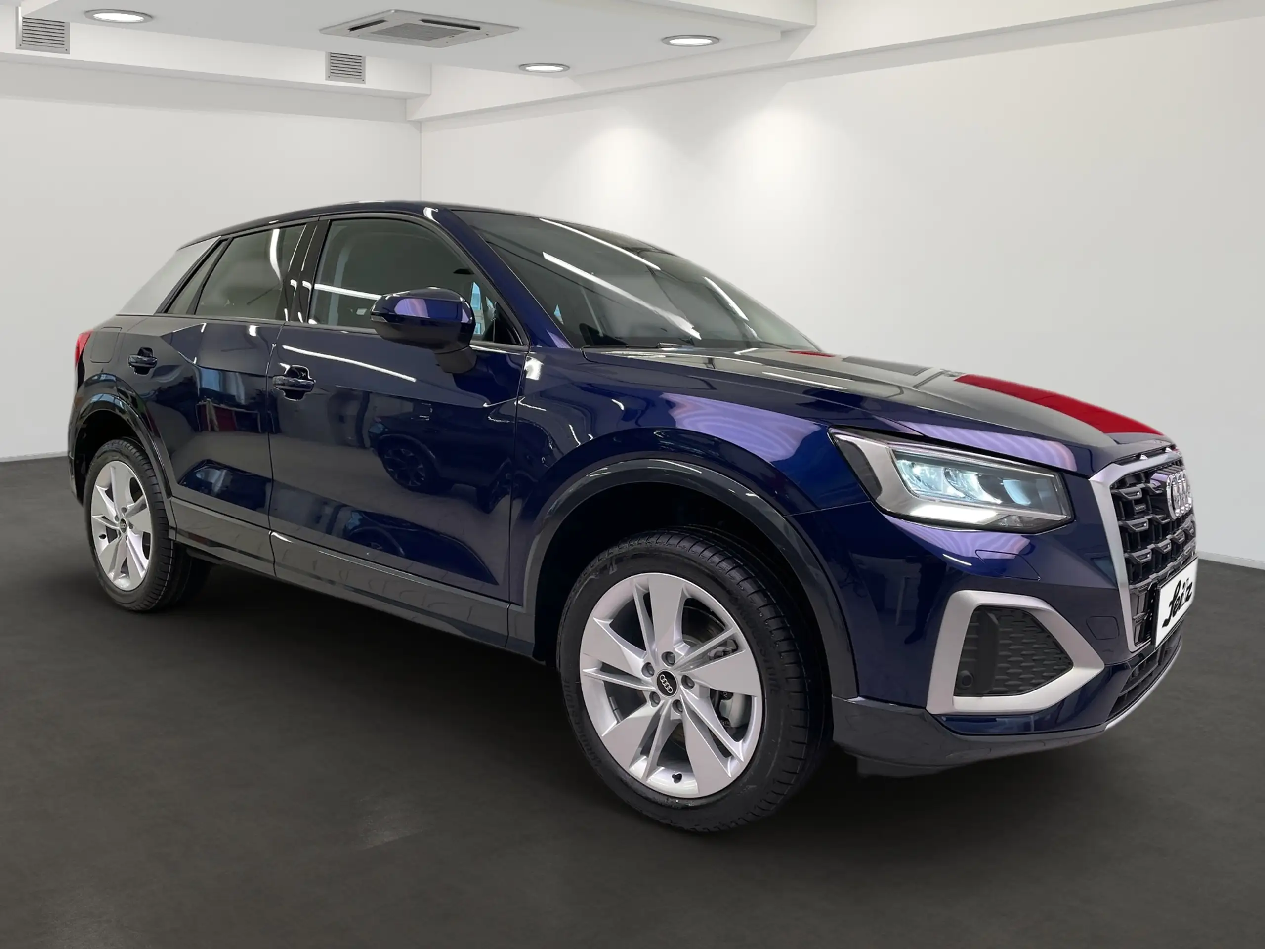 Audi - Q2