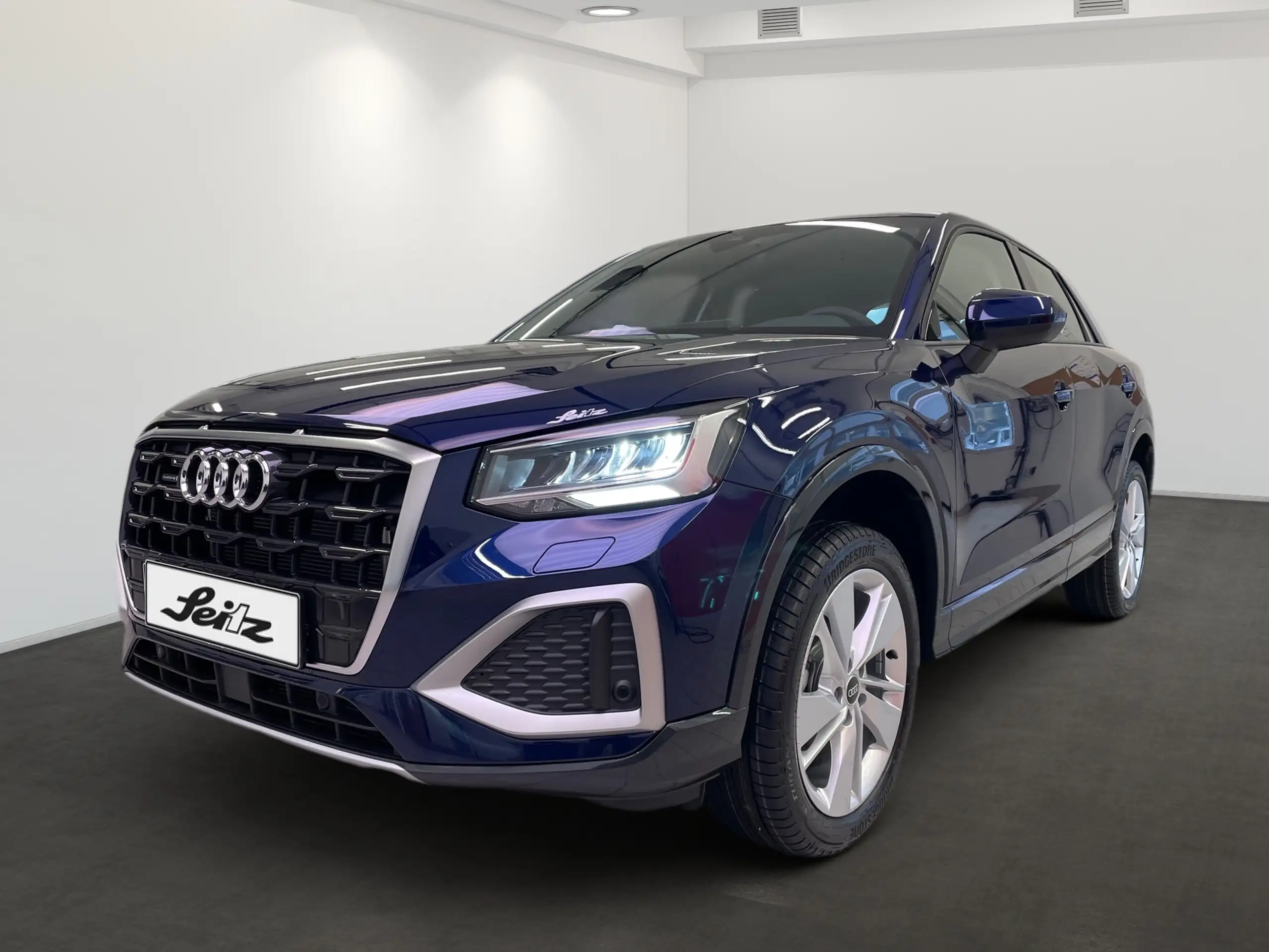 Audi - Q2