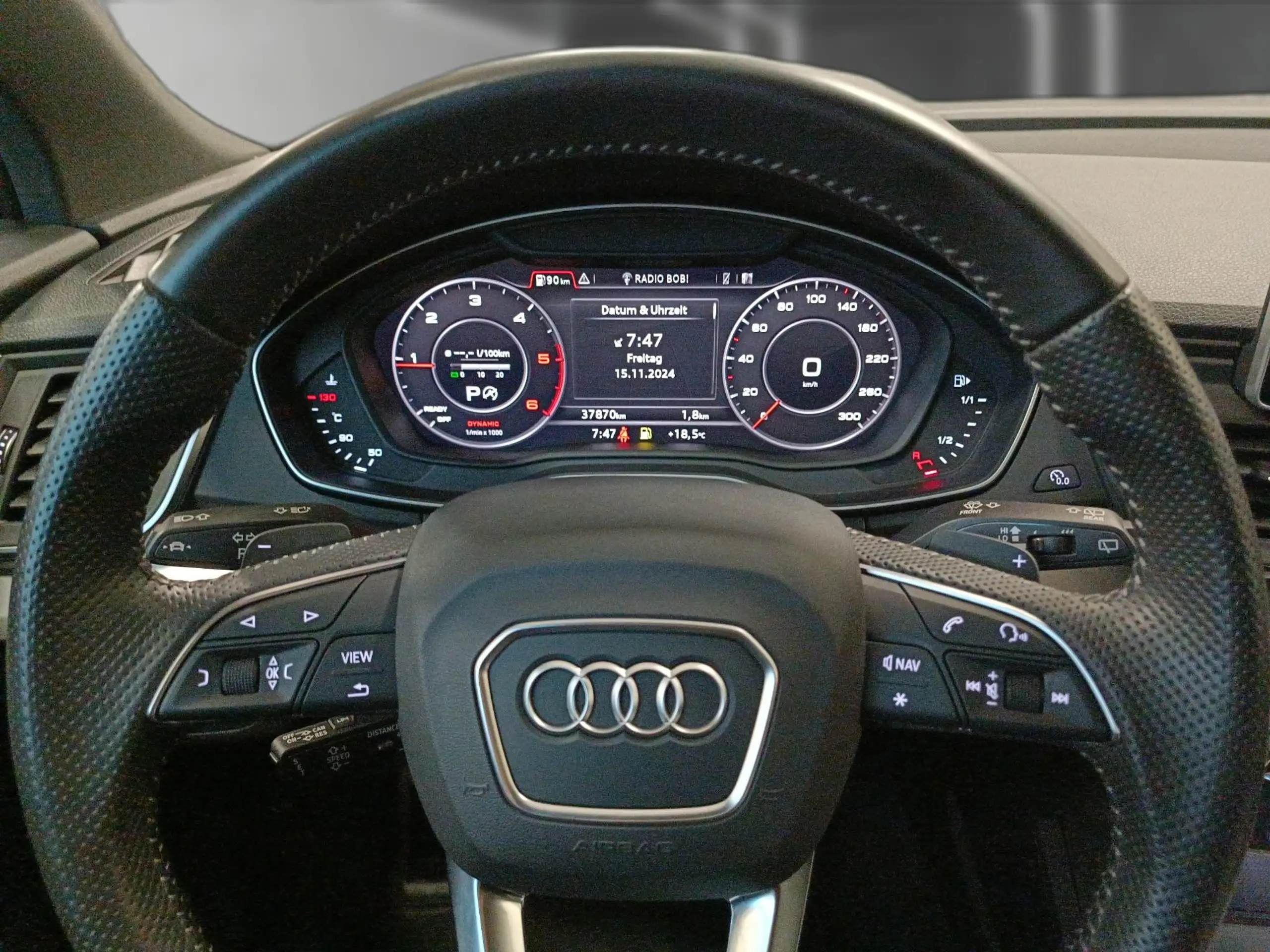 Audi - Q5