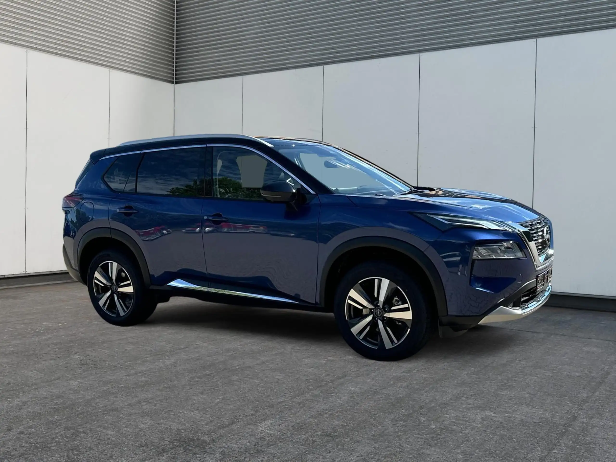 Nissan - X-Trail