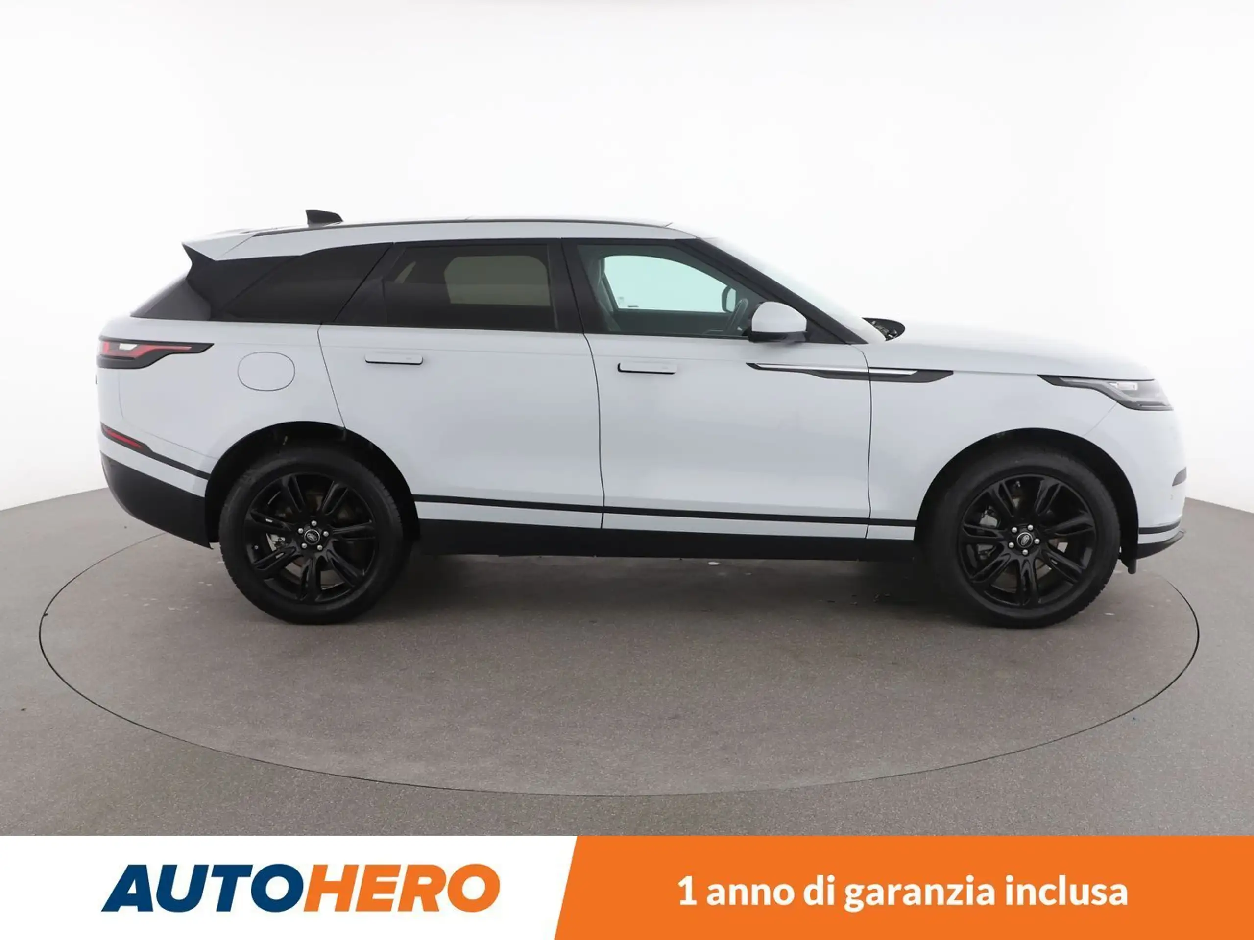 Land Rover - Range Rover Velar