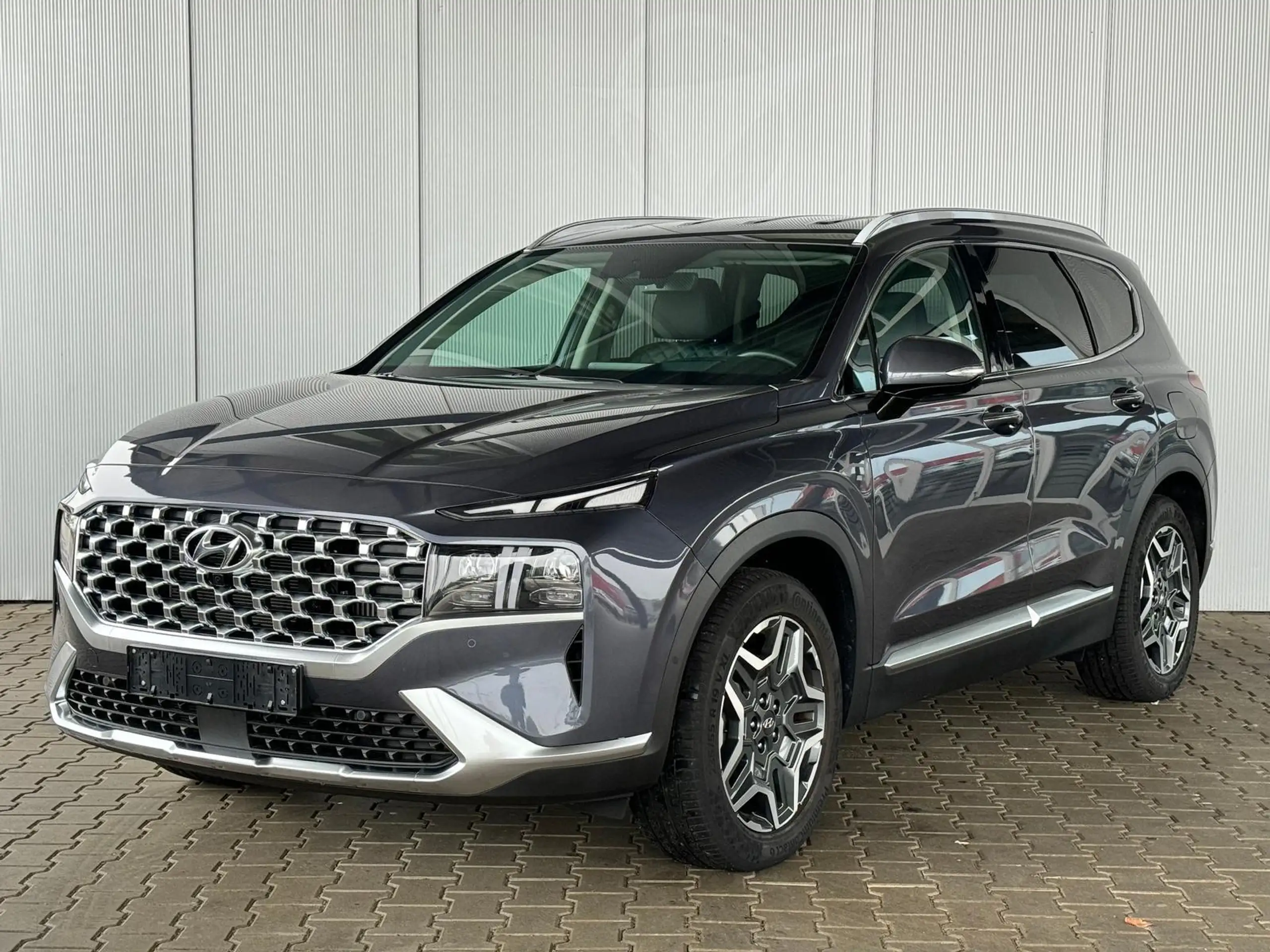 Hyundai - SANTA FE