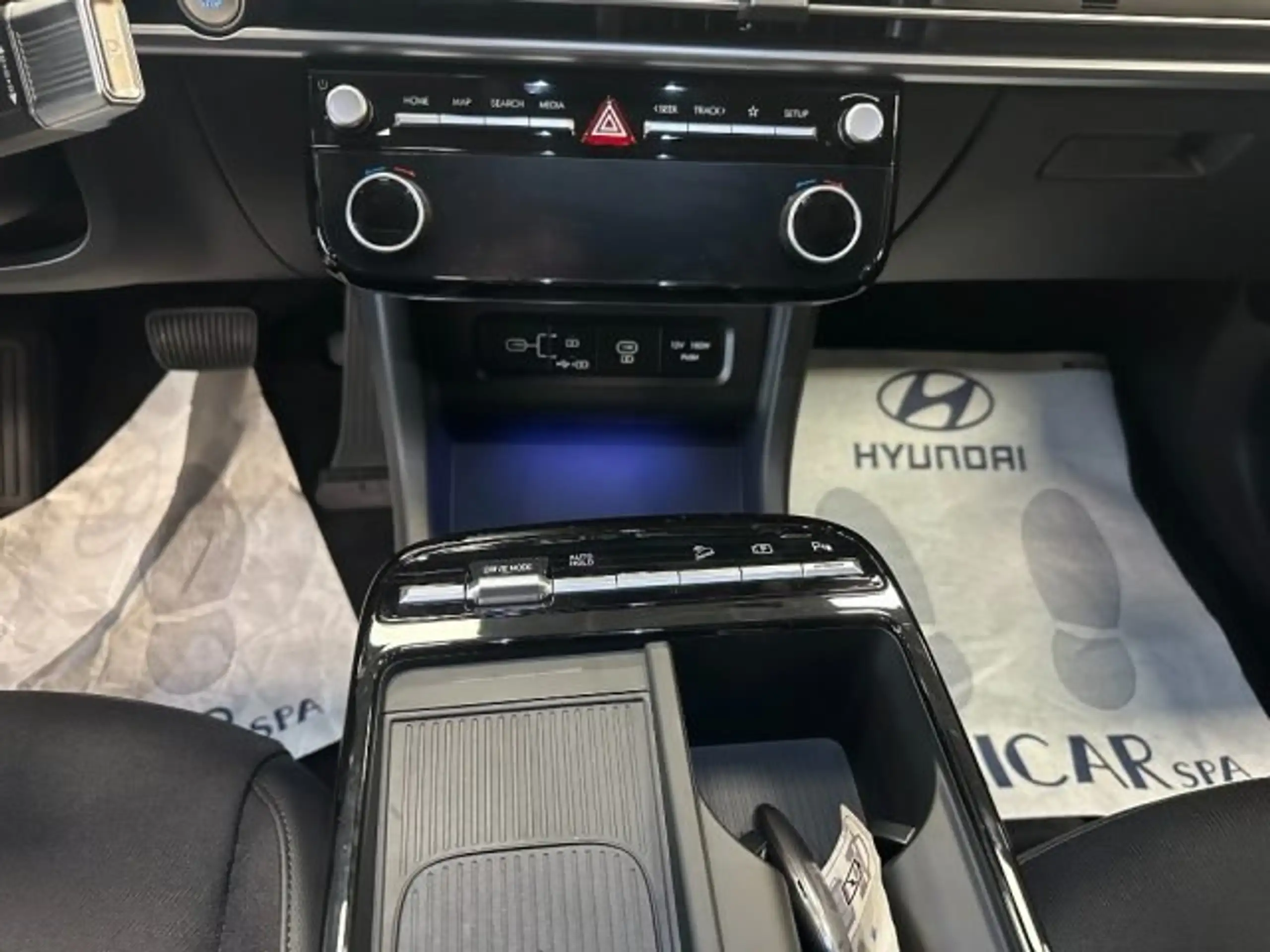 Hyundai - TUCSON