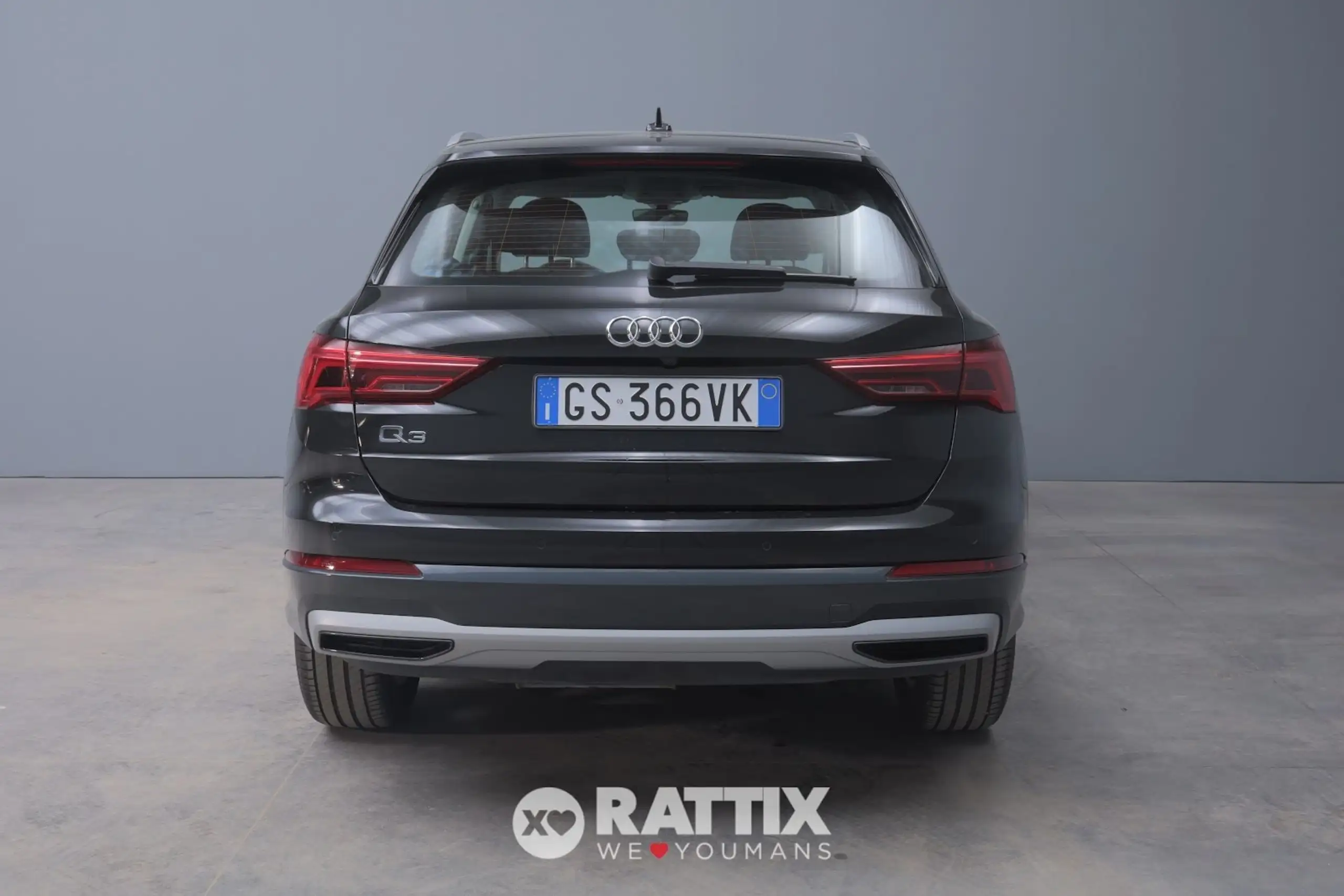 Audi - Q3