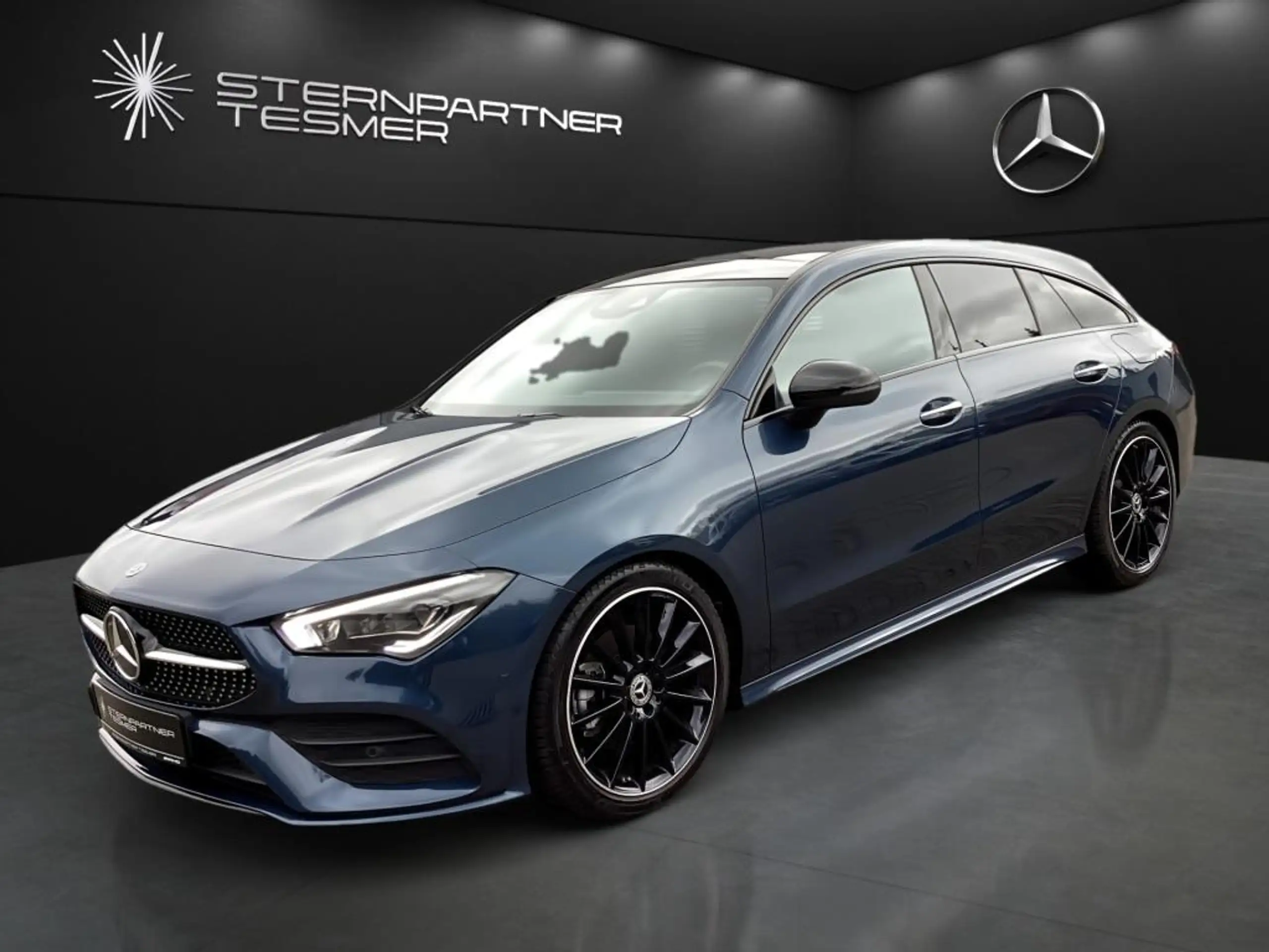 Mercedes-Benz - CLA 220