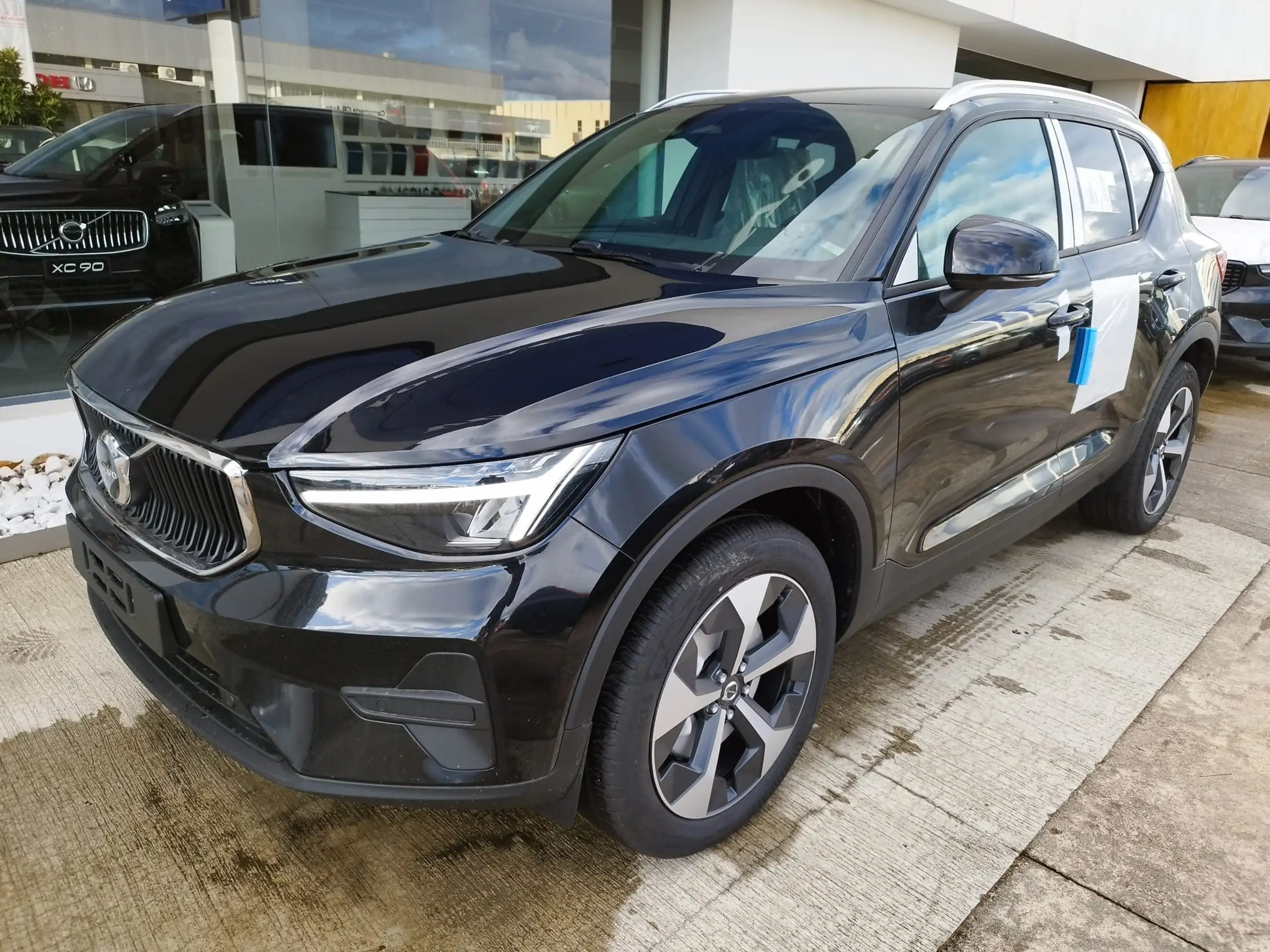 Volvo - XC40