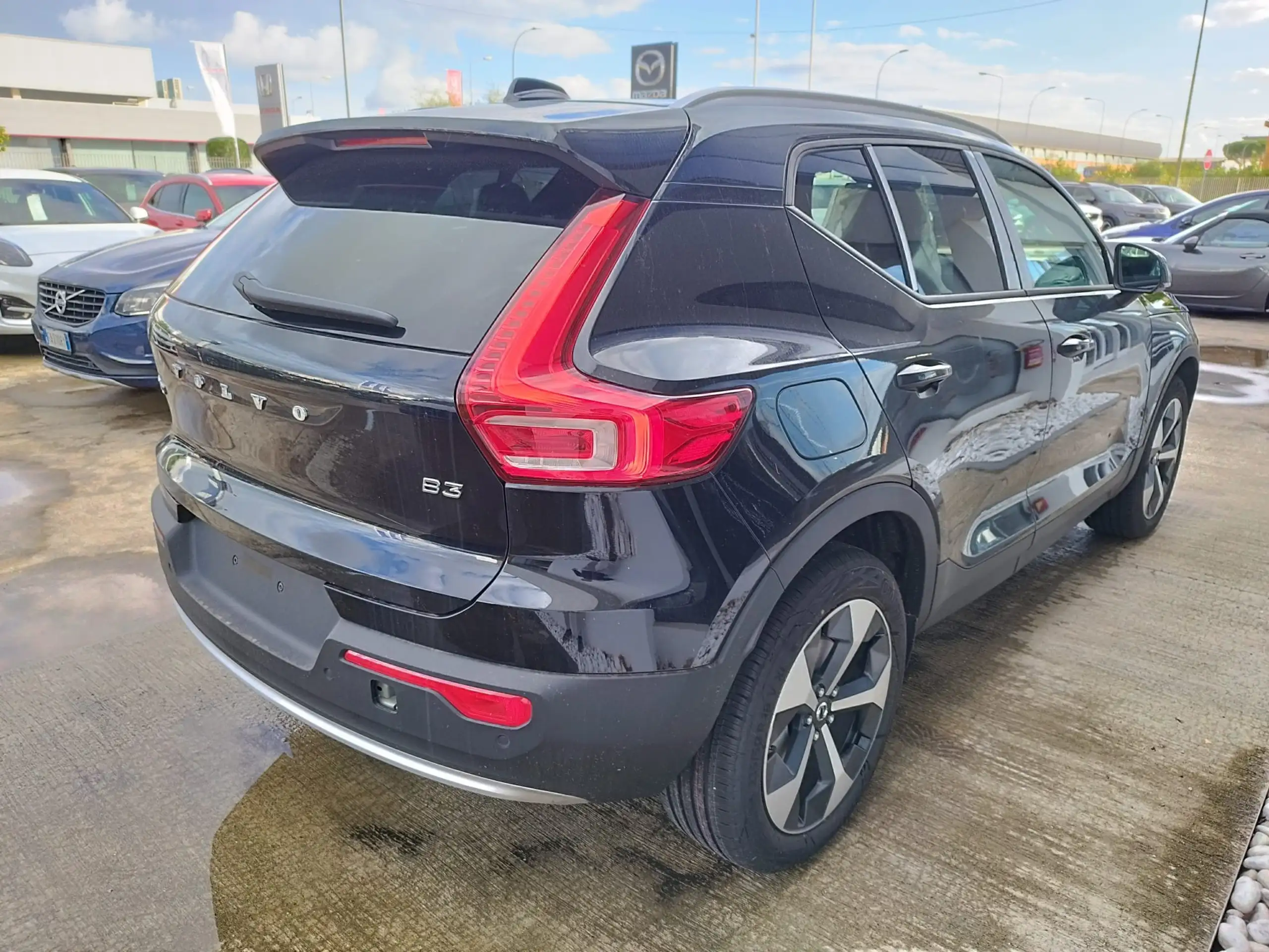 Volvo - XC40