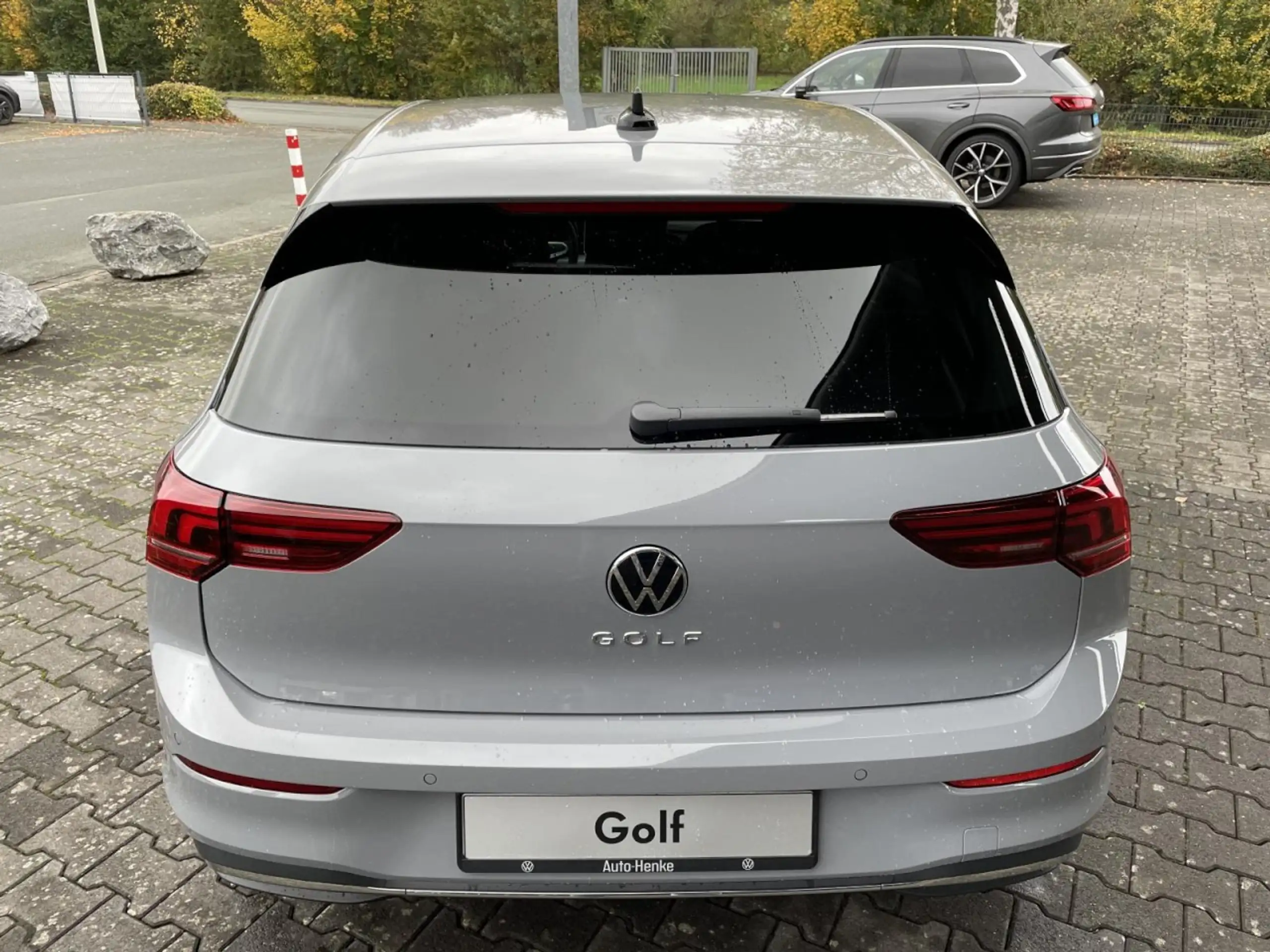 Volkswagen - Golf