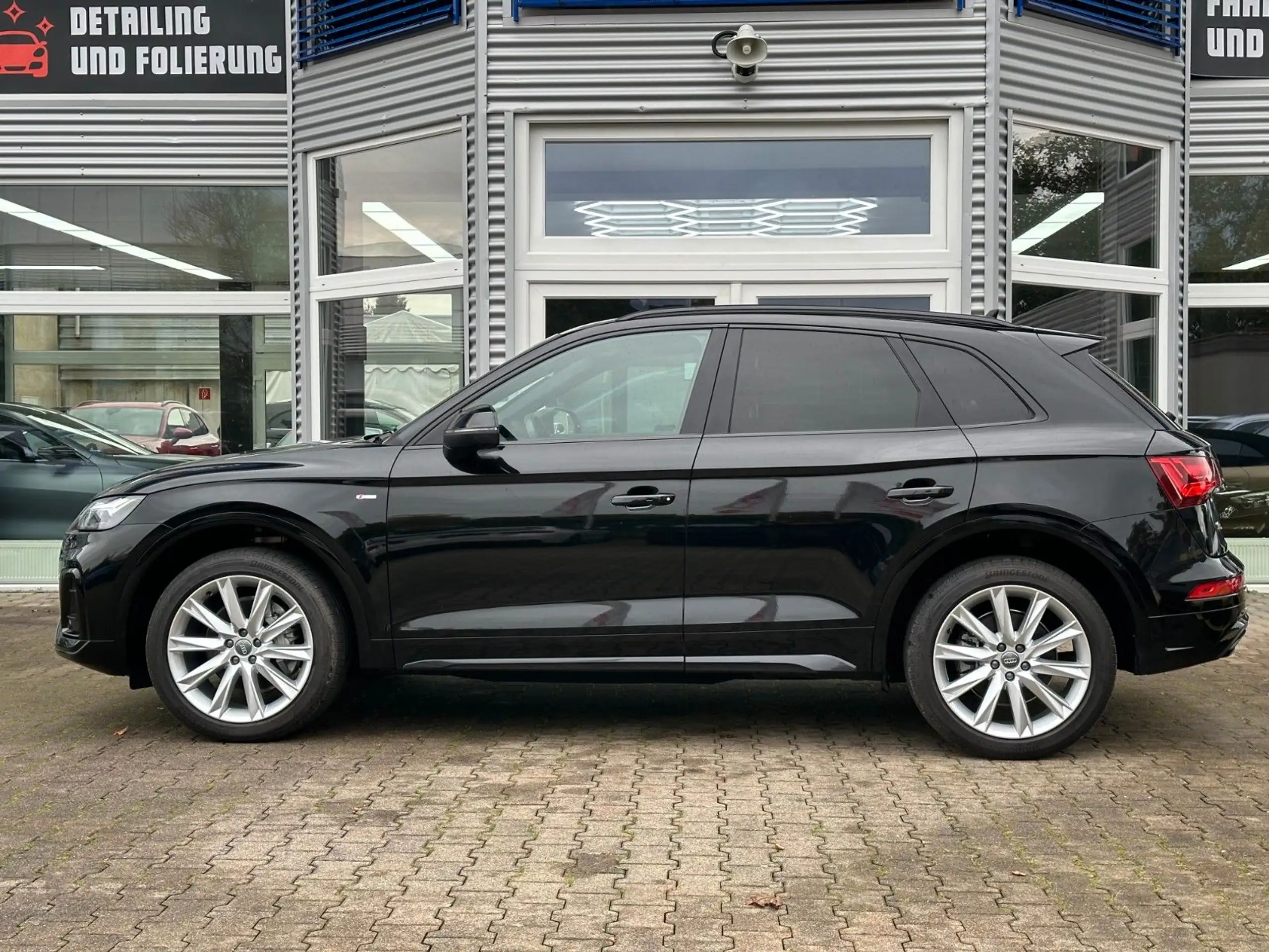 Audi - Q5