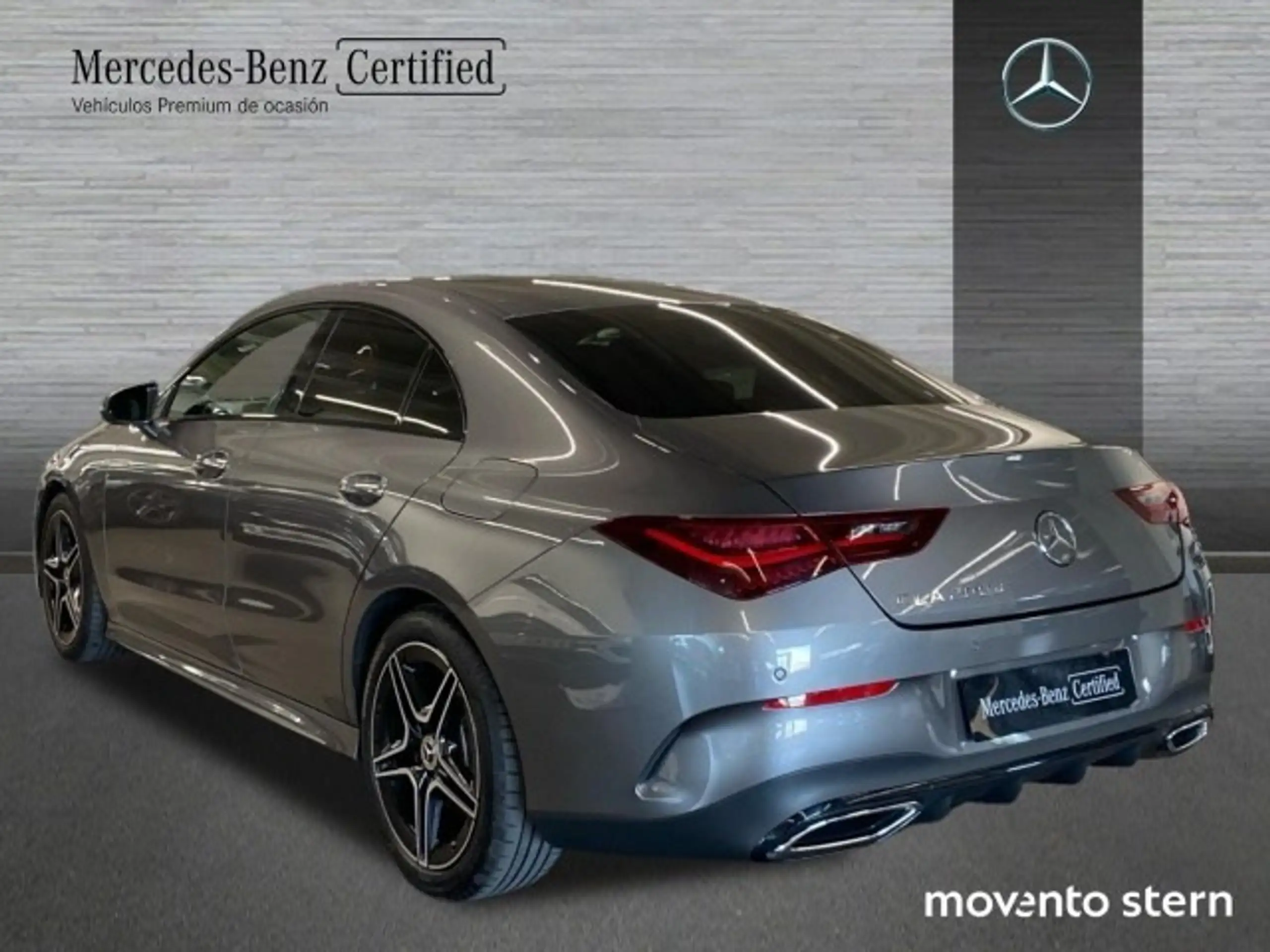 Mercedes-Benz - CLA 200