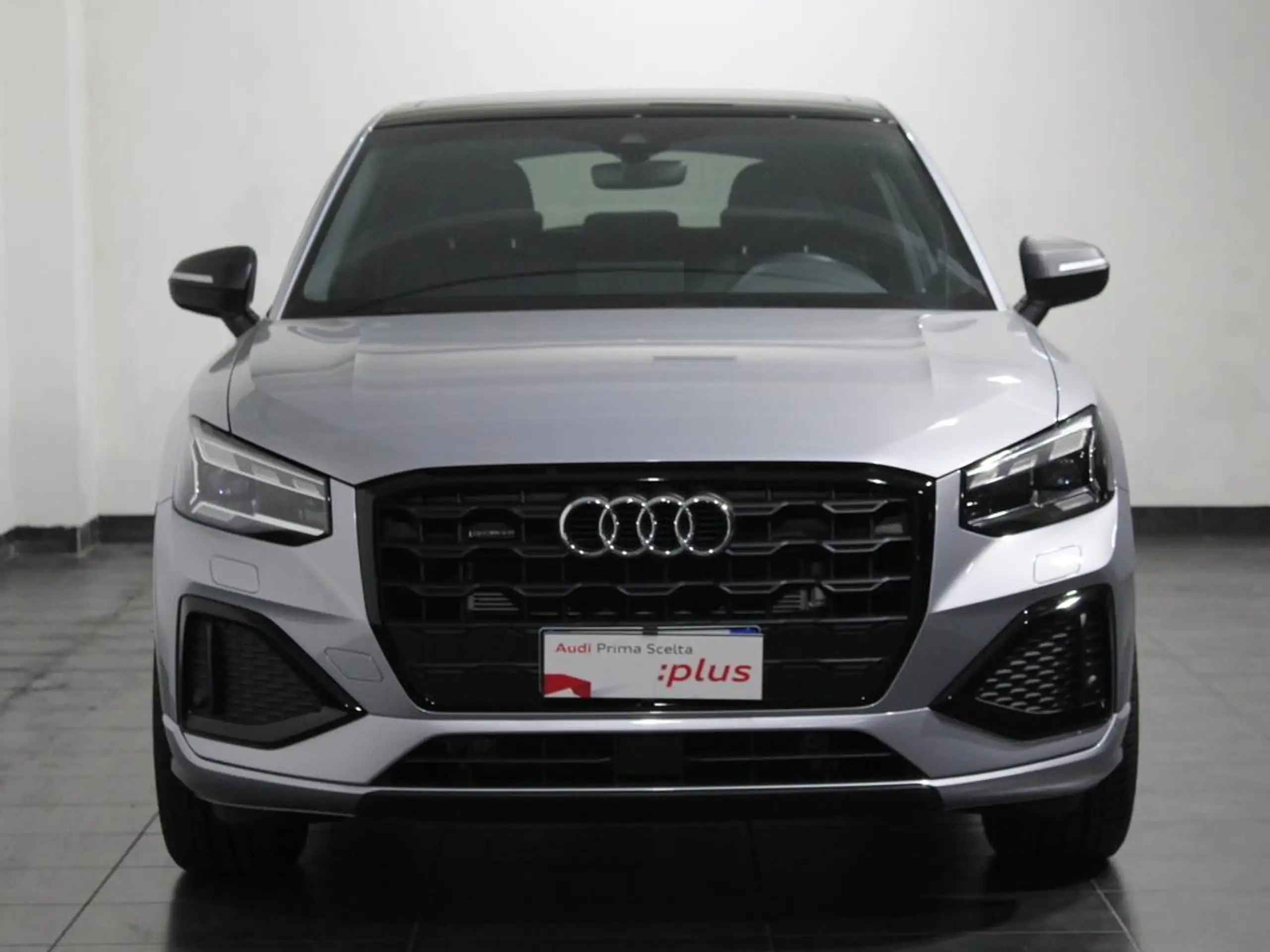 Audi - Q2