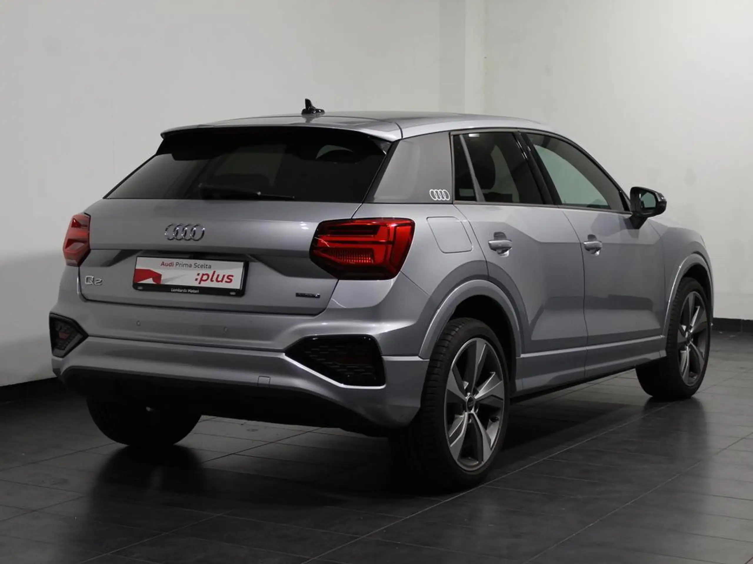 Audi - Q2