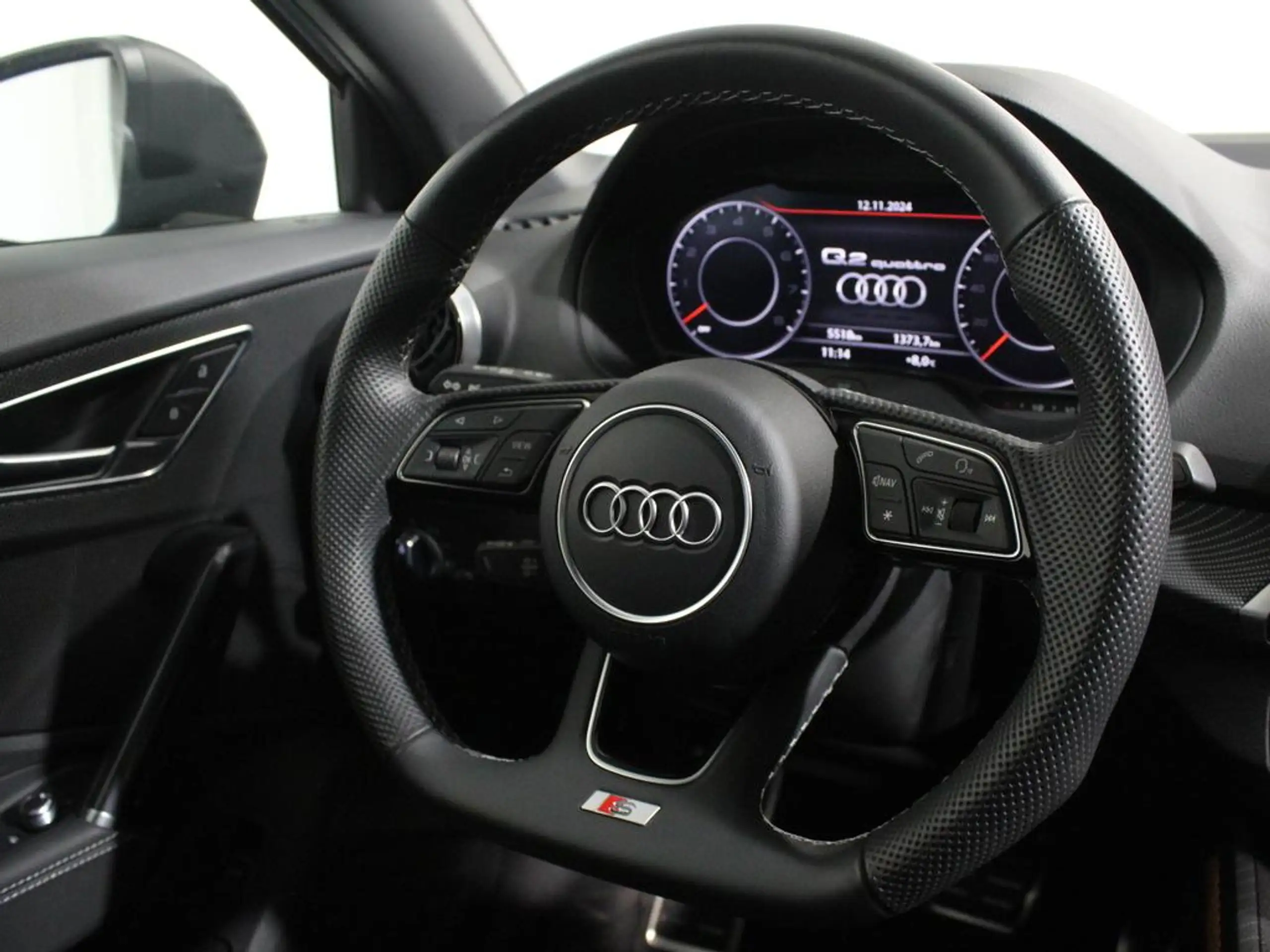 Audi - Q2