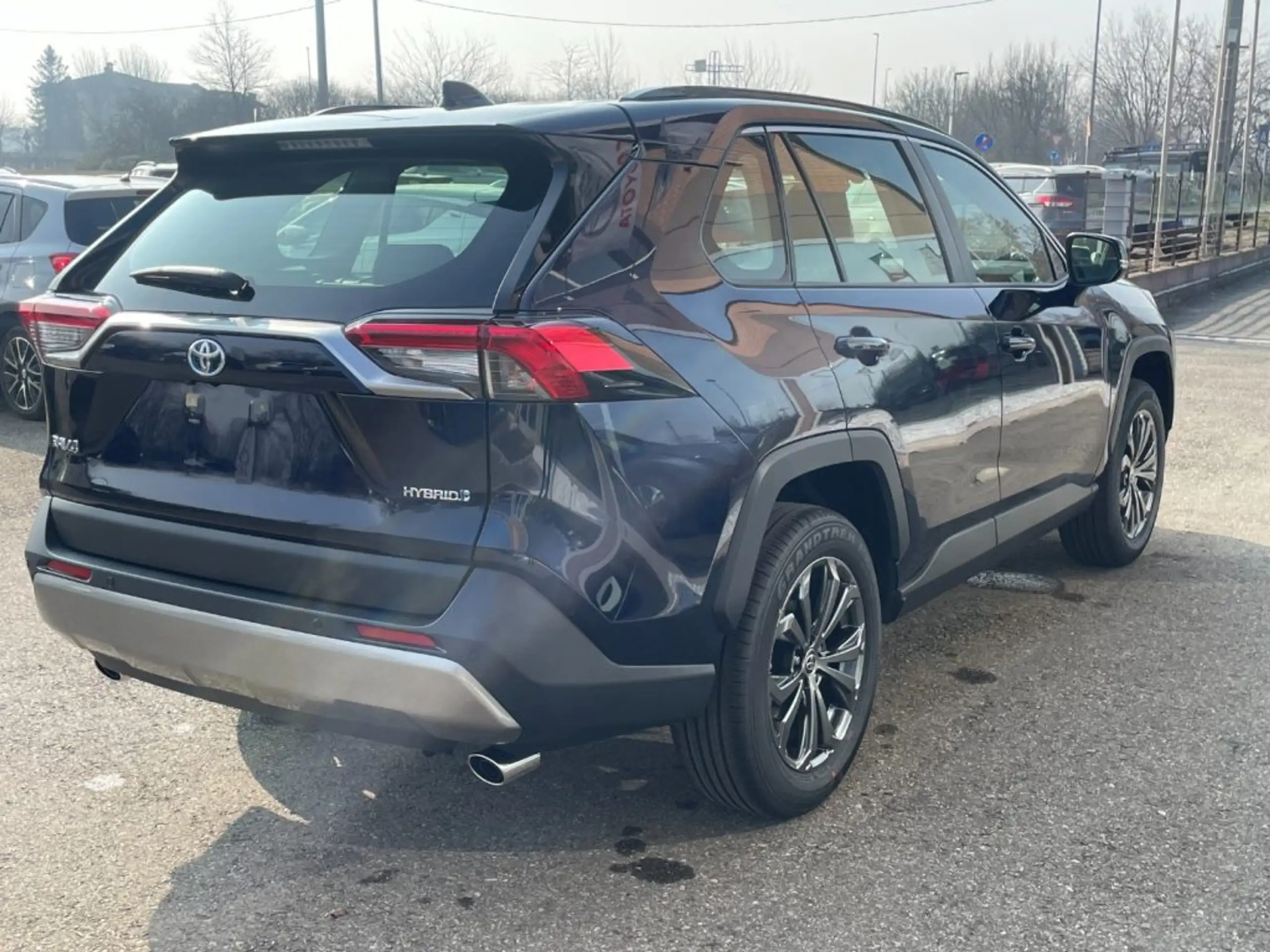 Toyota - RAV 4