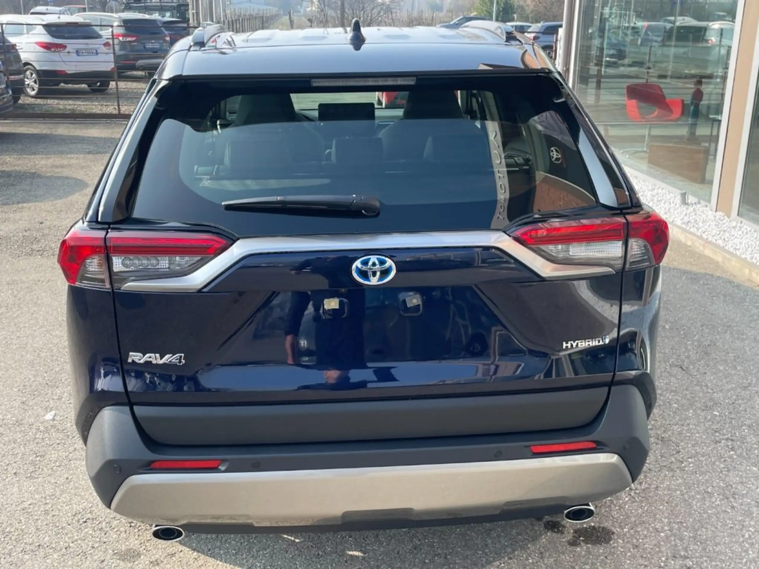 Toyota - RAV 4