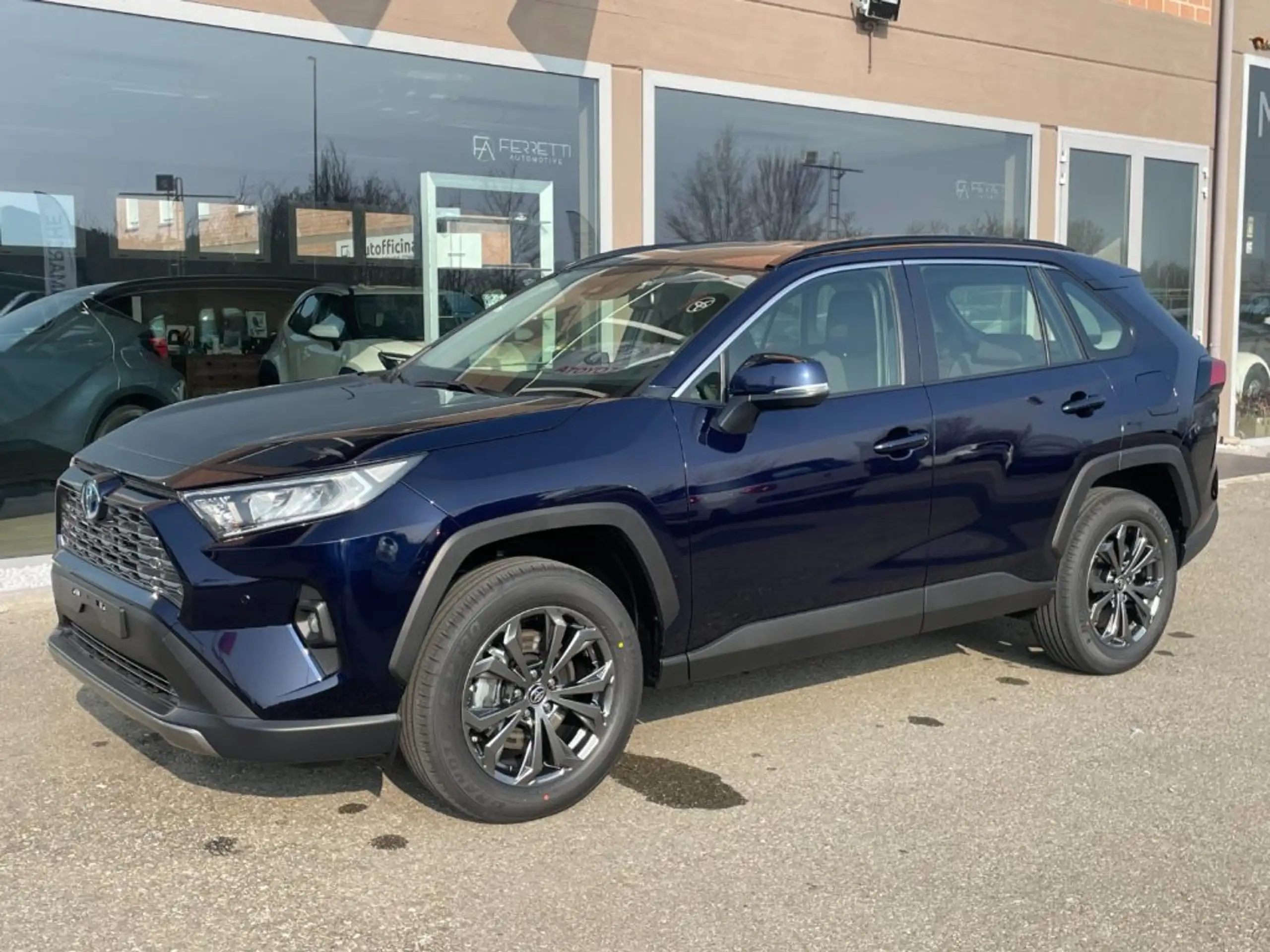 Toyota - RAV 4