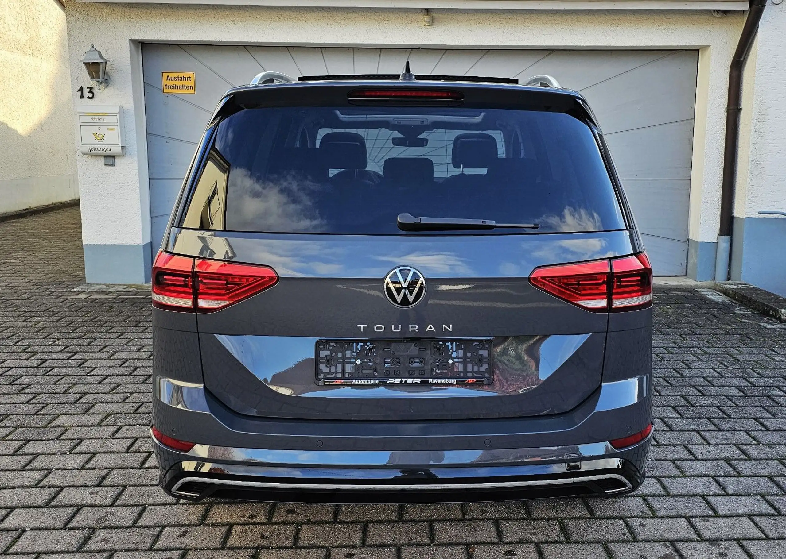 Volkswagen - Touran