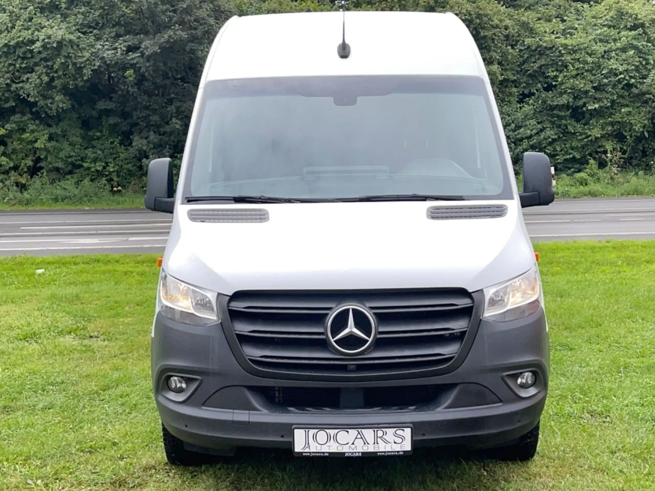 Mercedes-Benz - Sprinter