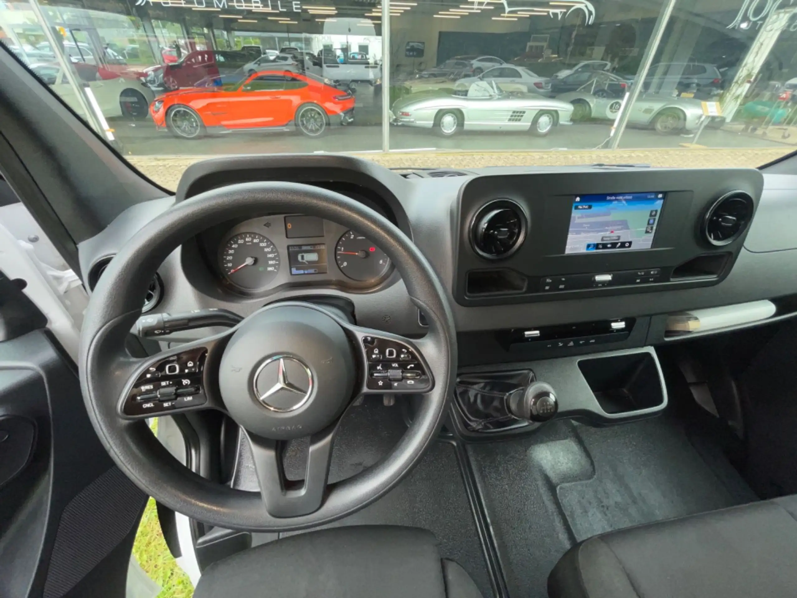 Mercedes-Benz - Sprinter