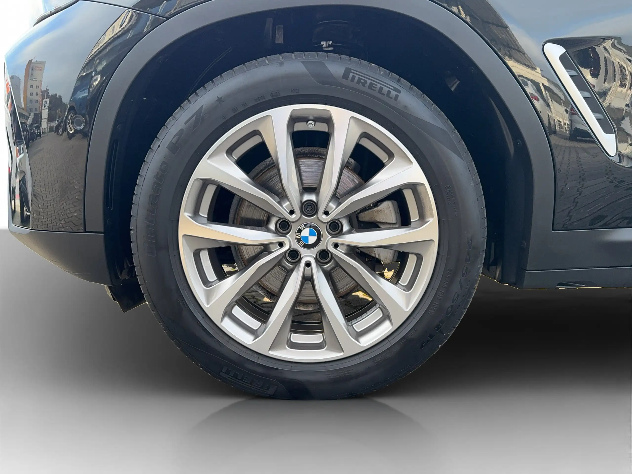 BMW - X3