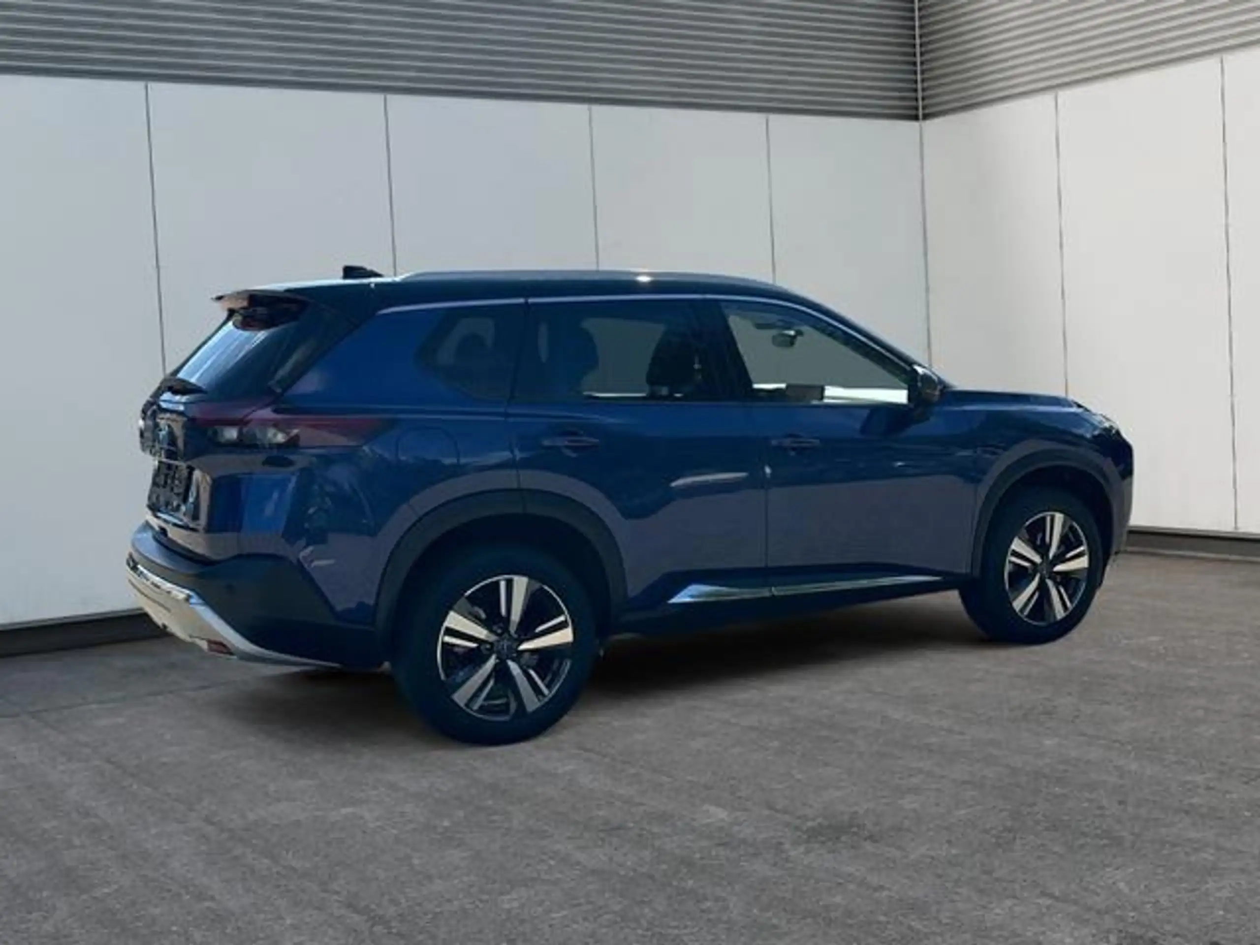 Nissan - X-Trail