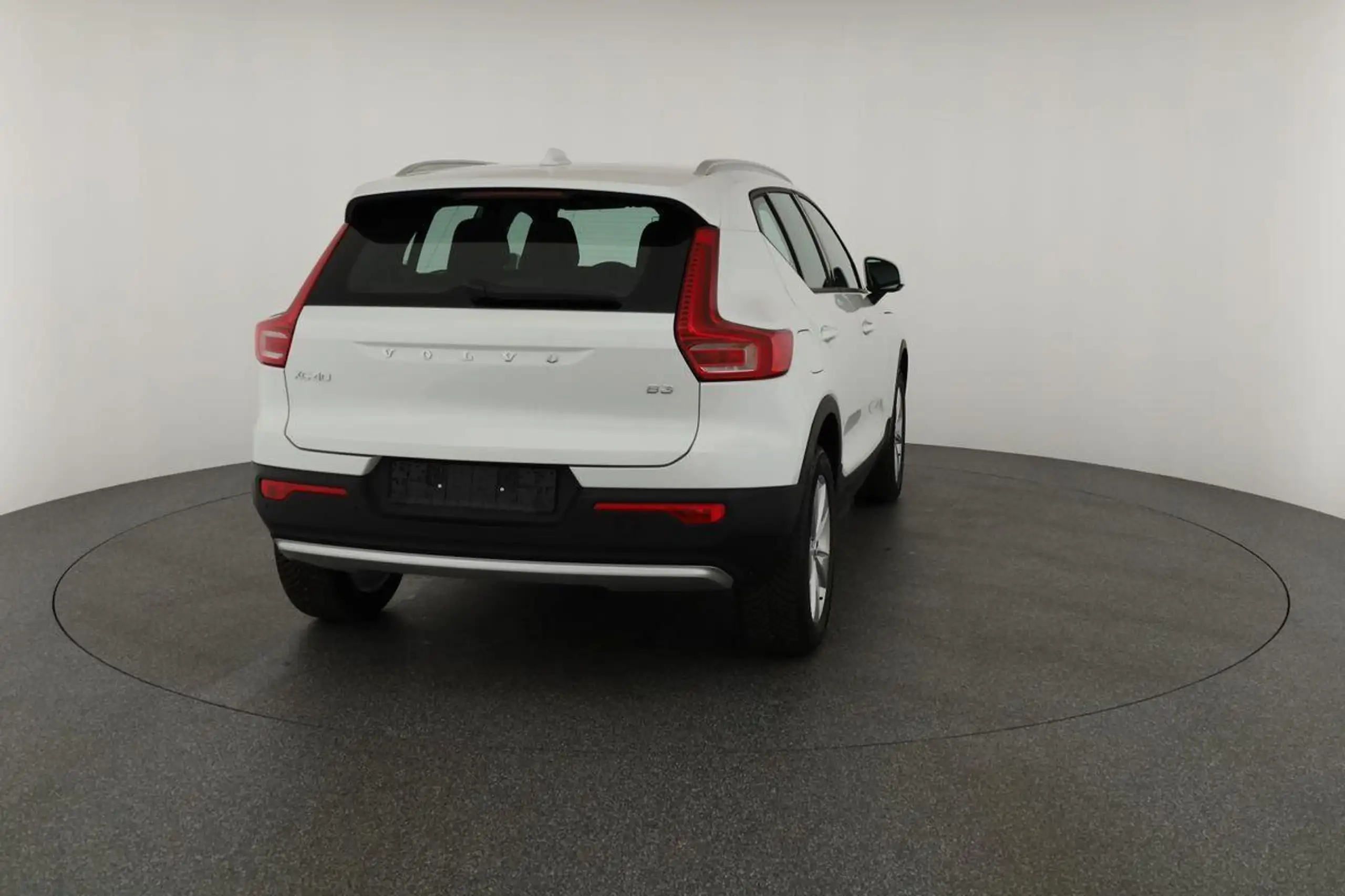 Volvo - XC40