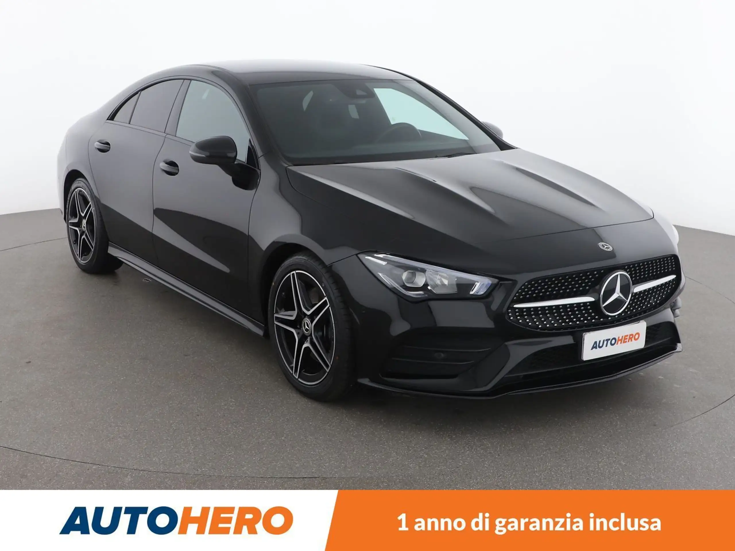 Mercedes-Benz - CLA 200