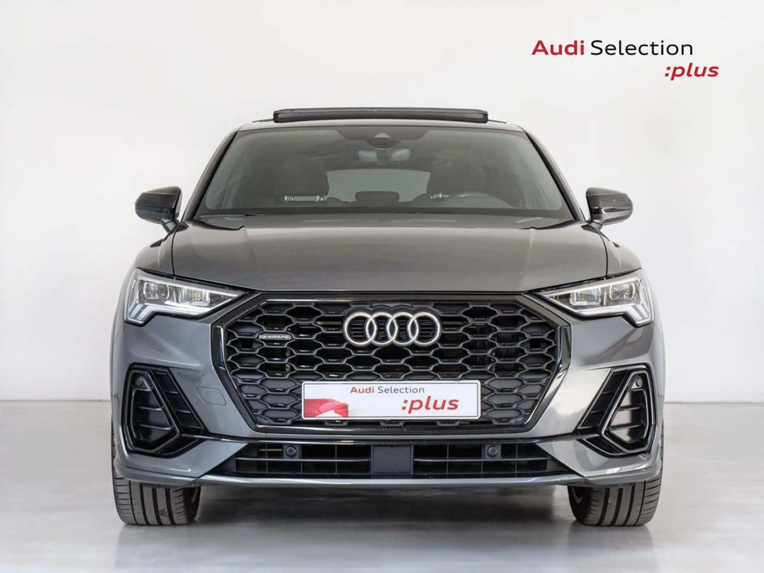 Audi - Q3