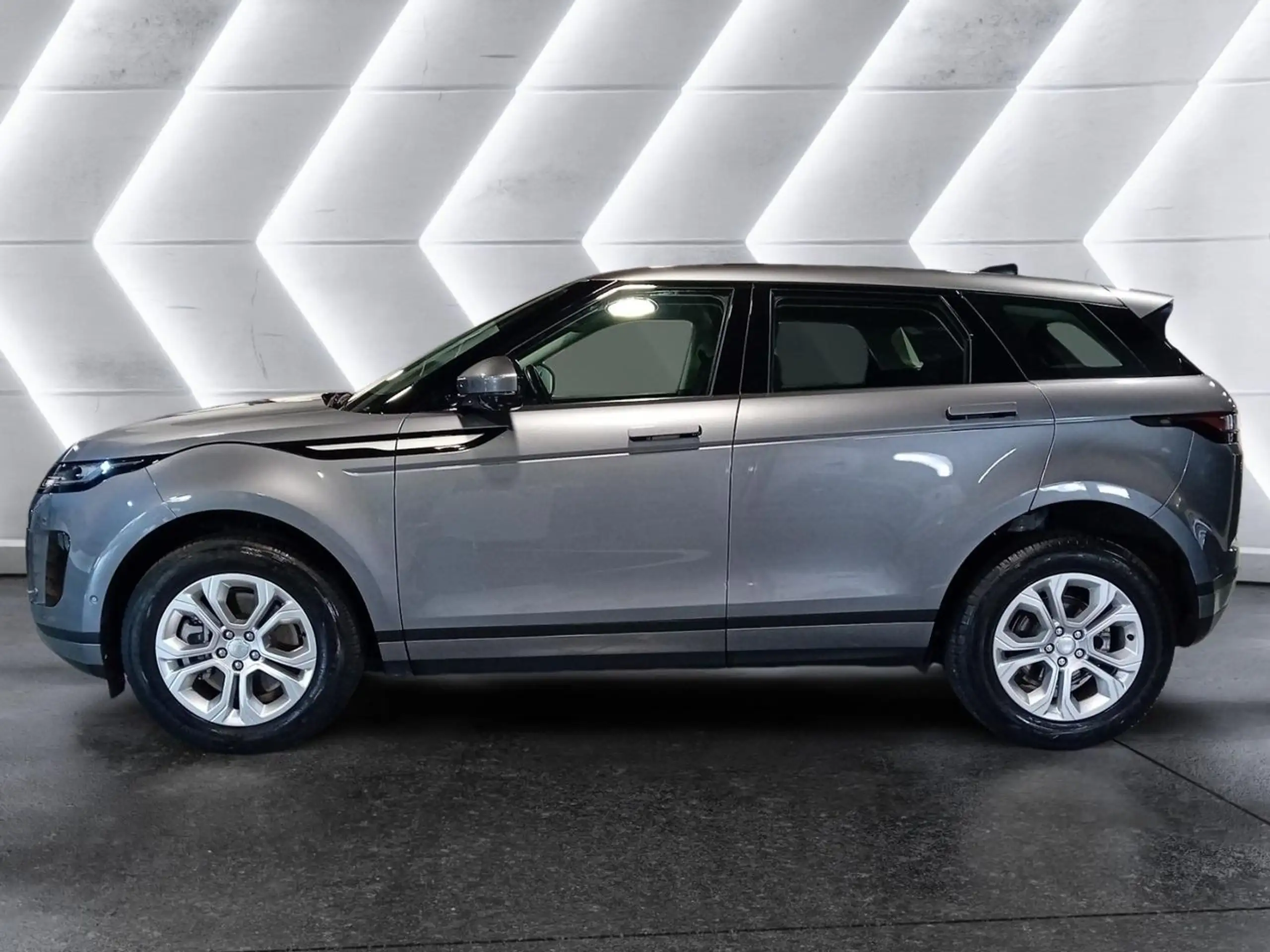 Land Rover - Range Rover Evoque