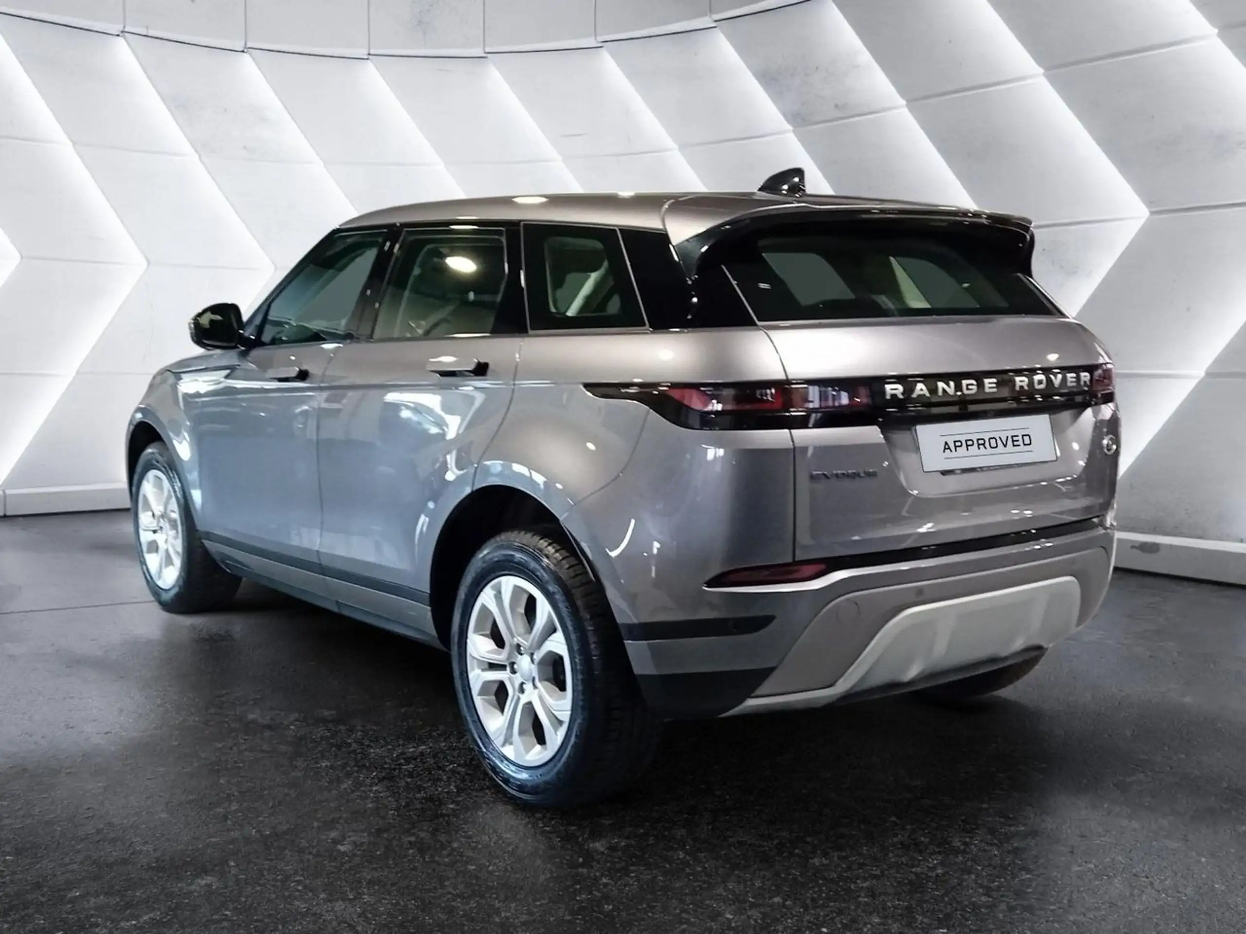 Land Rover - Range Rover Evoque