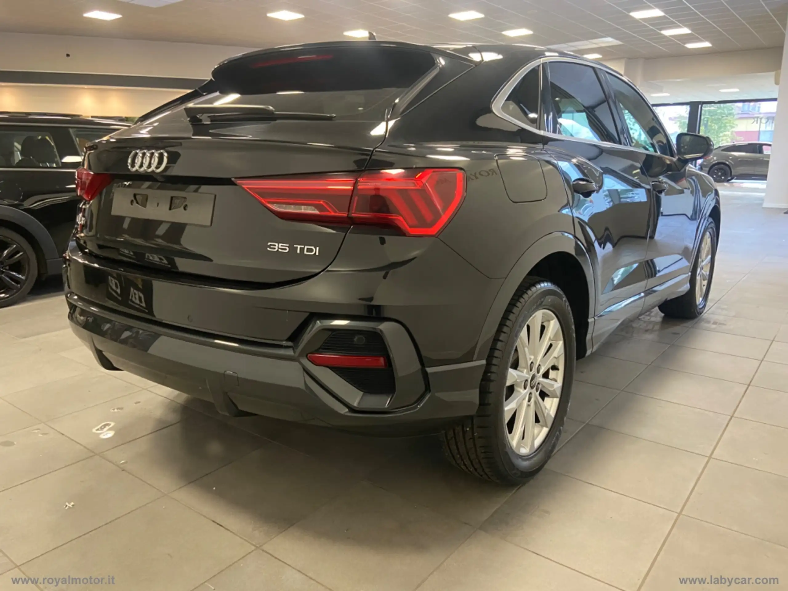 Audi - Q3