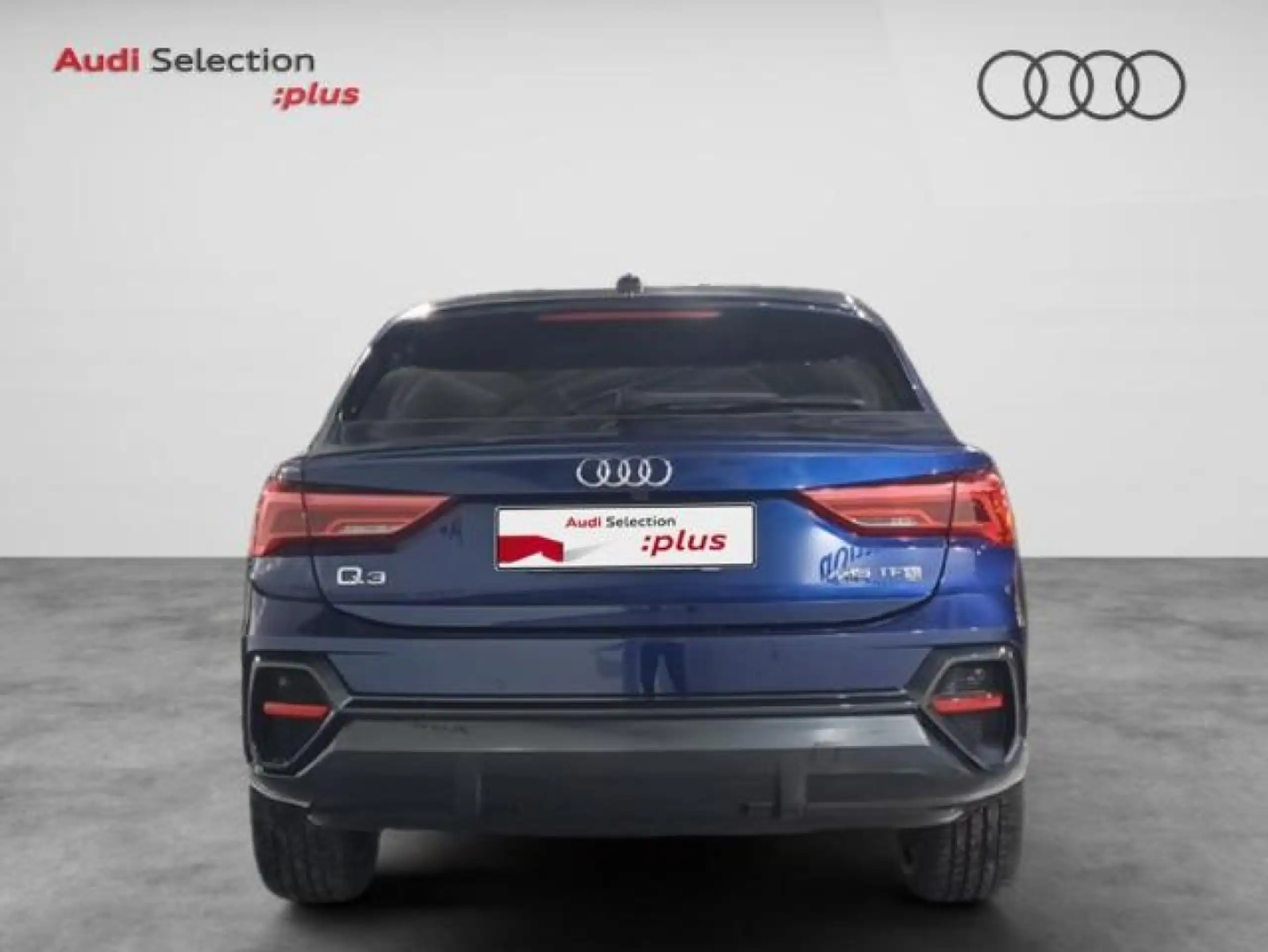 Audi - Q3