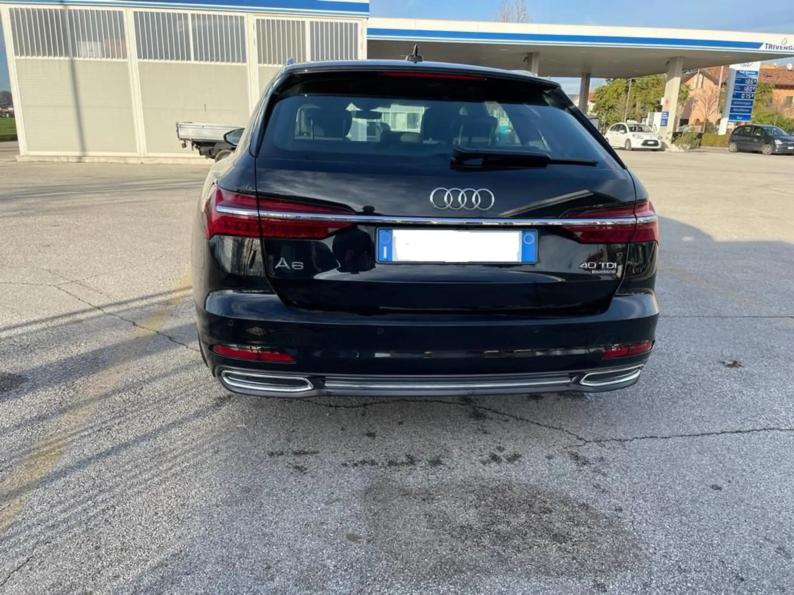 Audi - A6