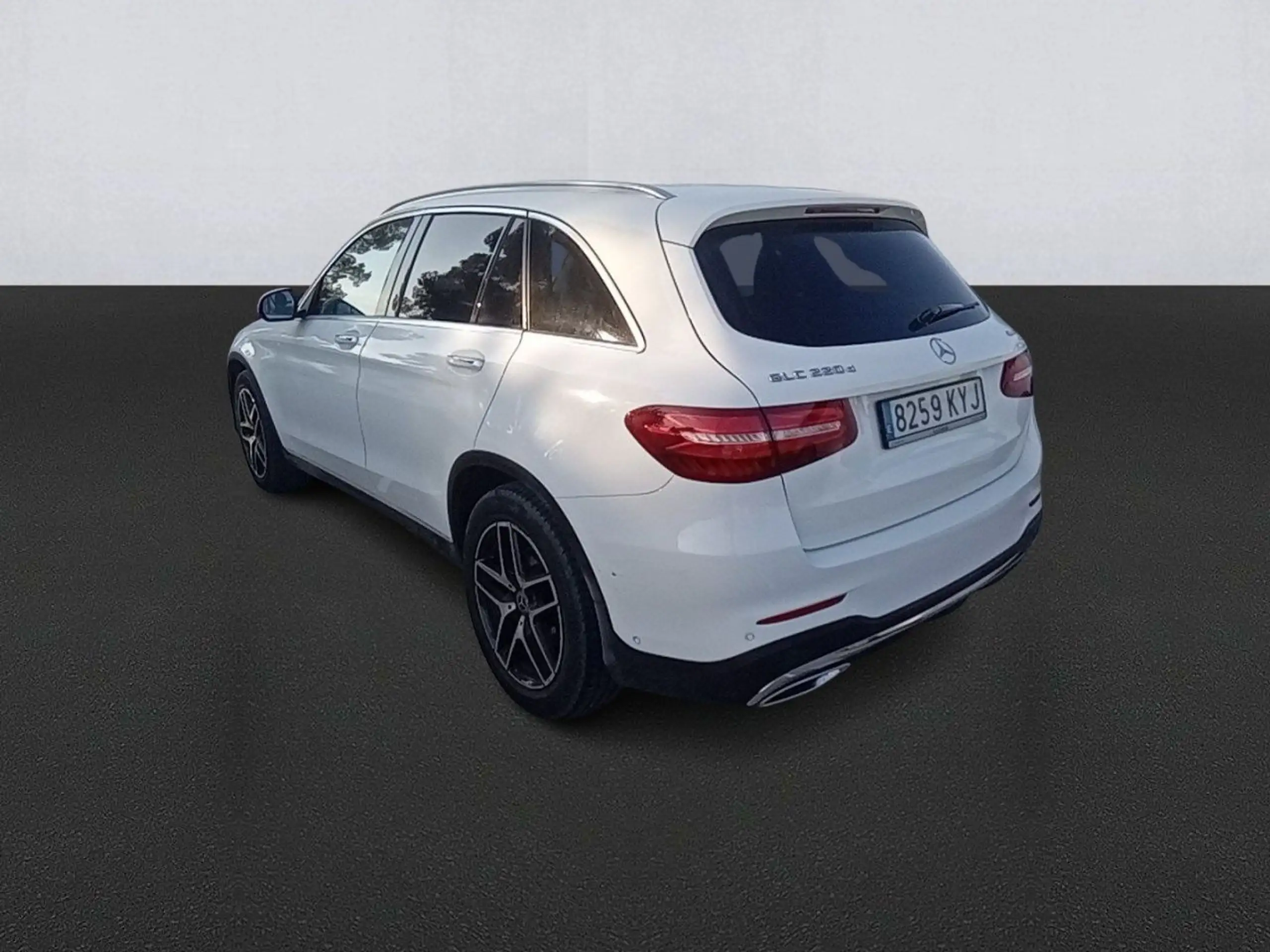 Mercedes-Benz - GLC 220