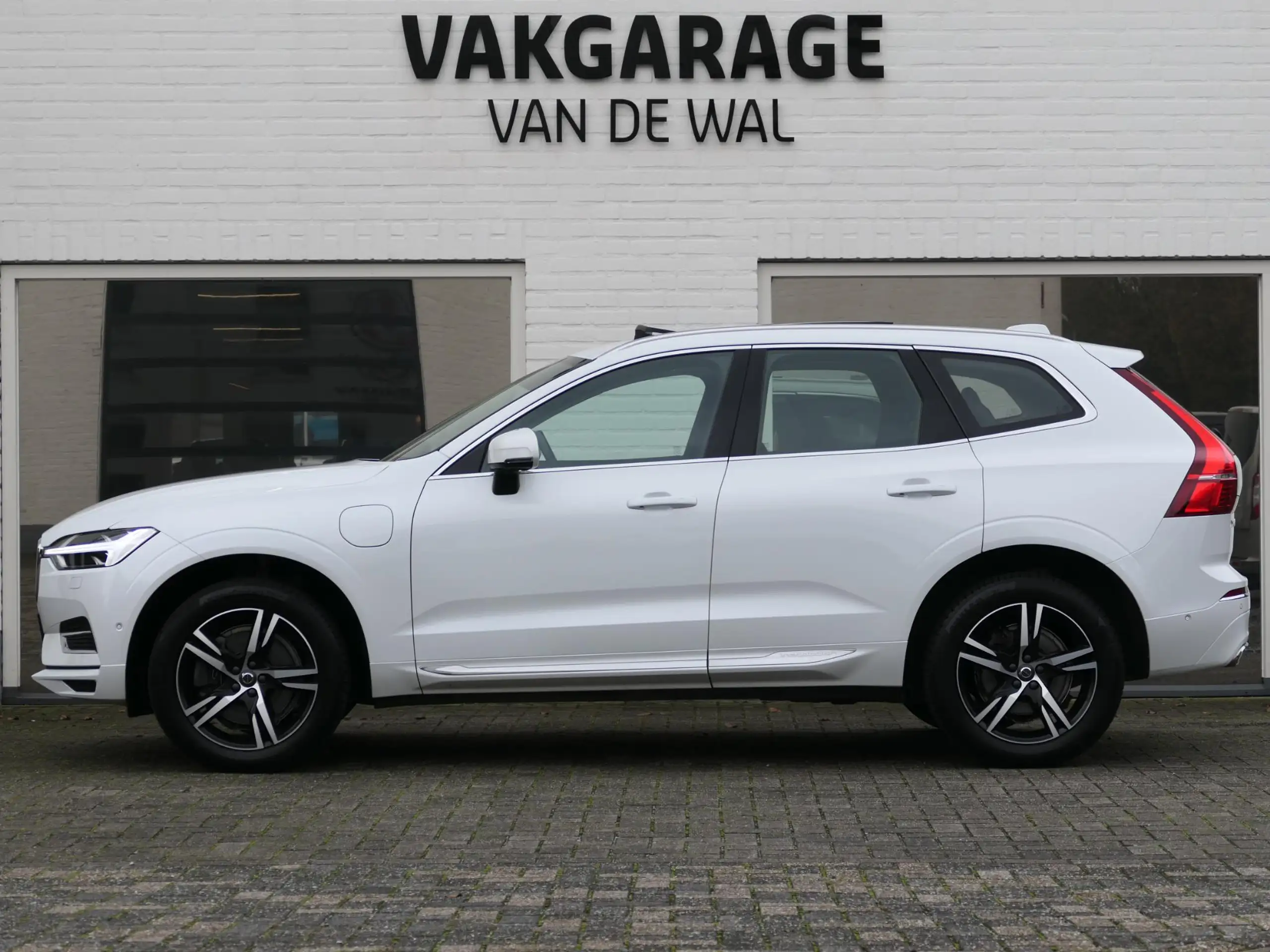 Volvo - XC60