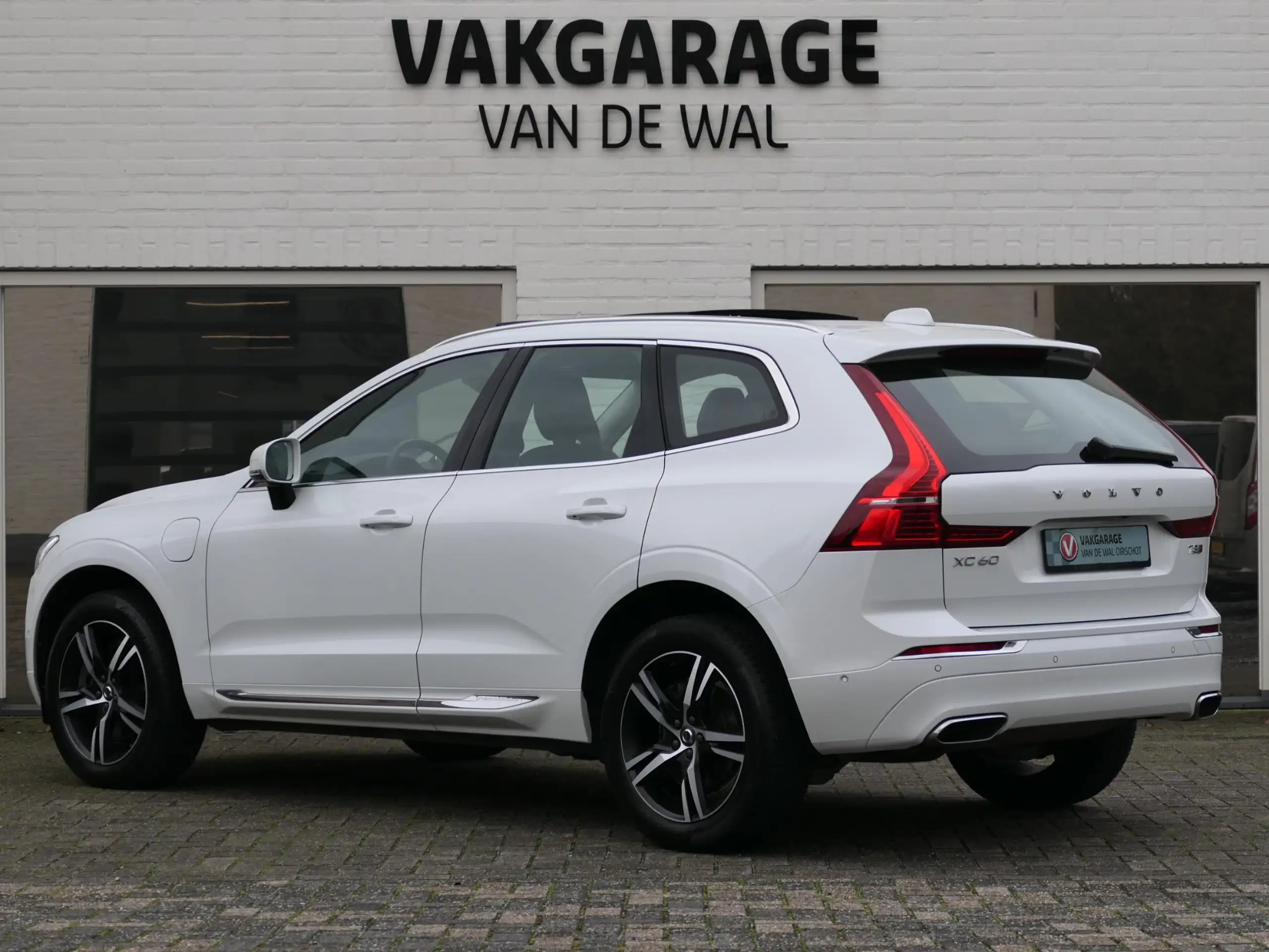 Volvo - XC60