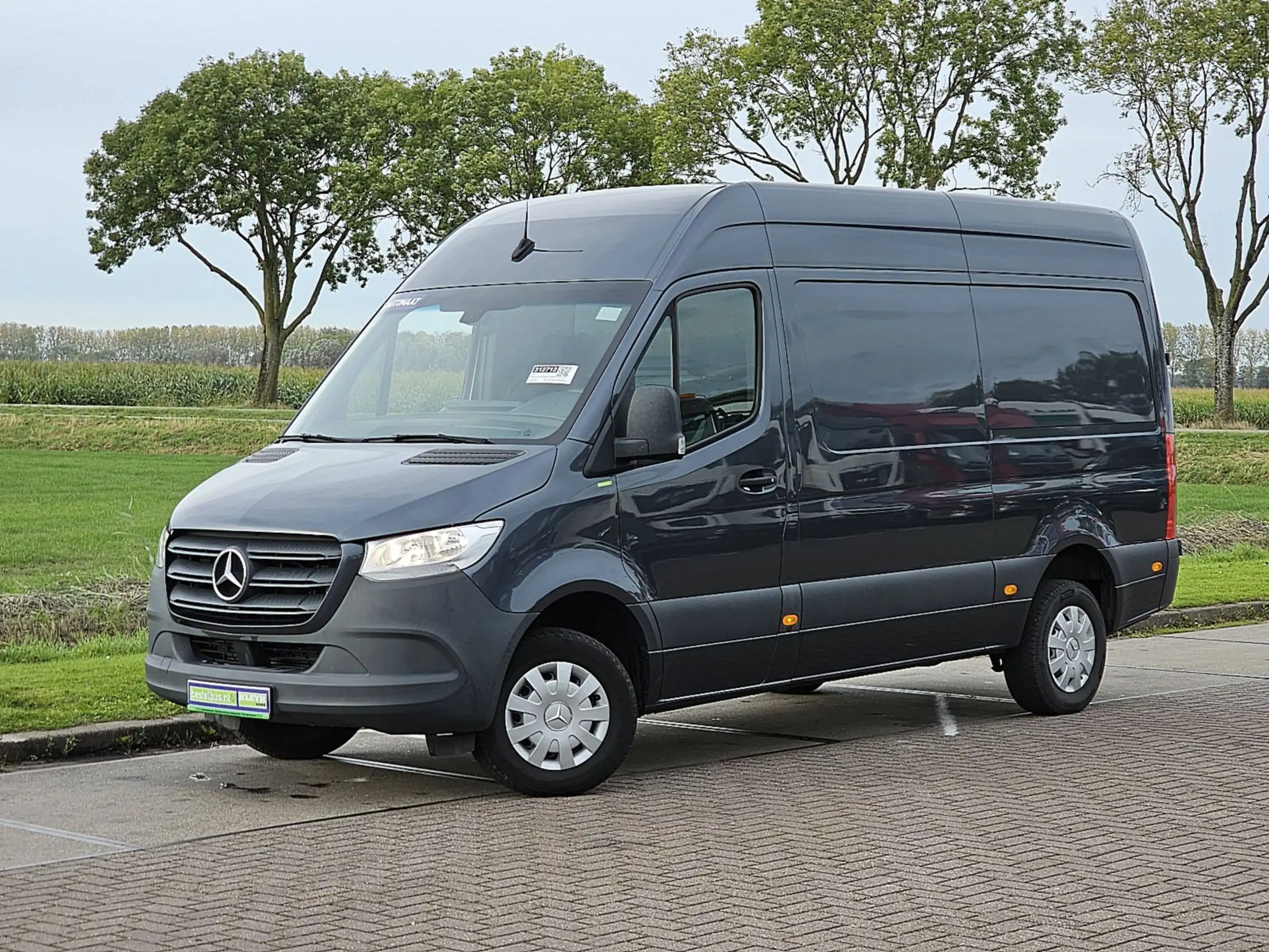 Mercedes-Benz - Sprinter