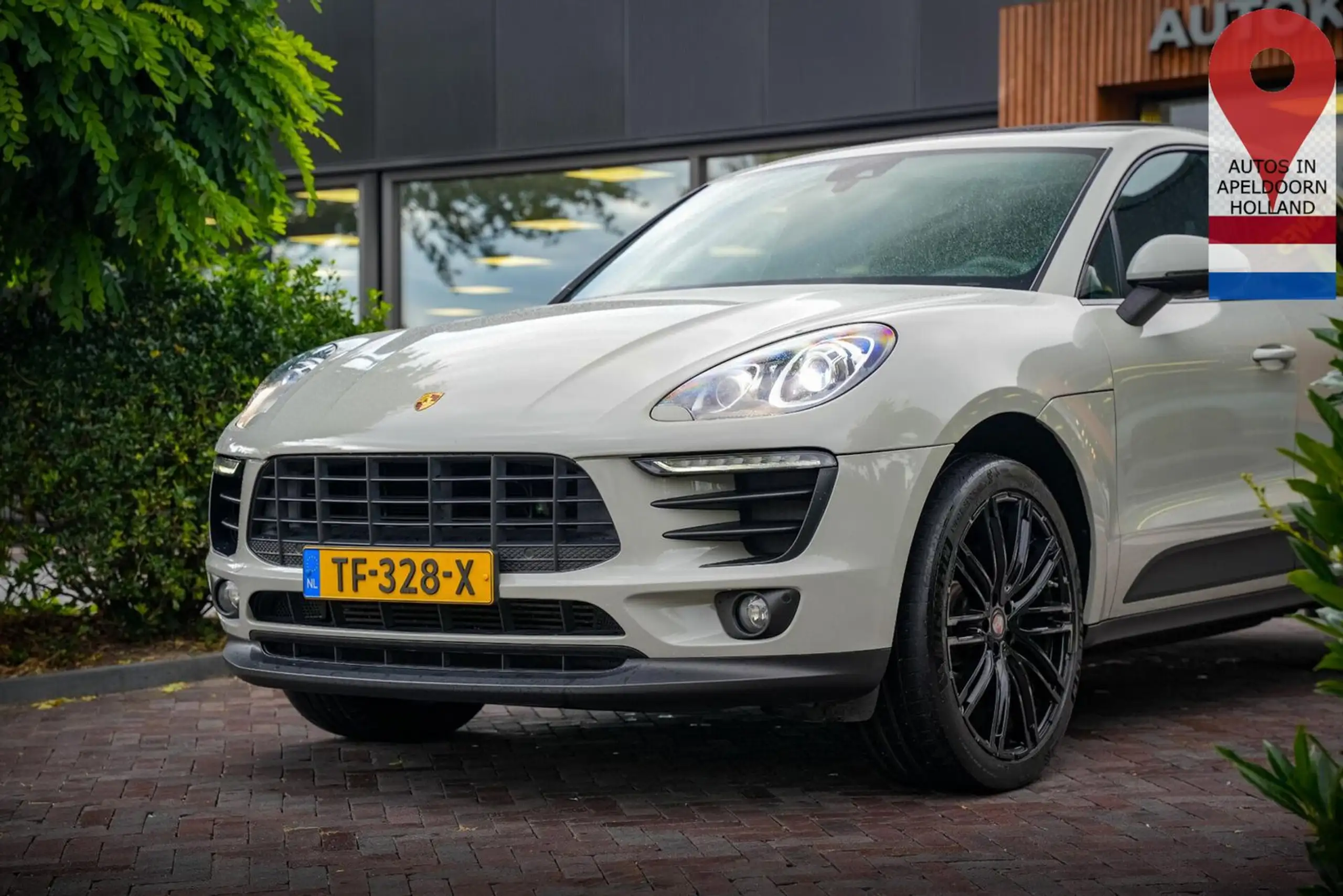 Porsche - Macan