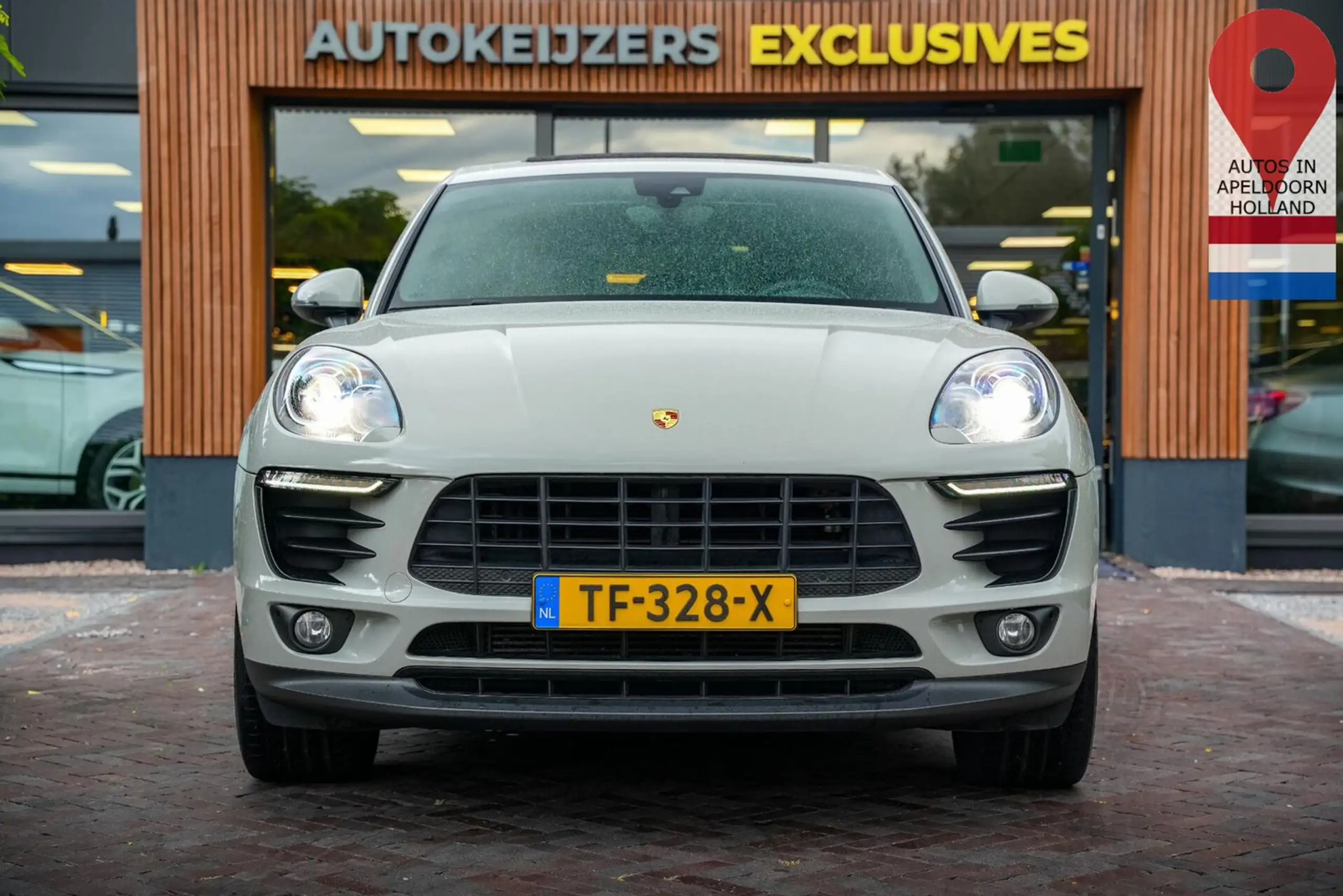 Porsche - Macan