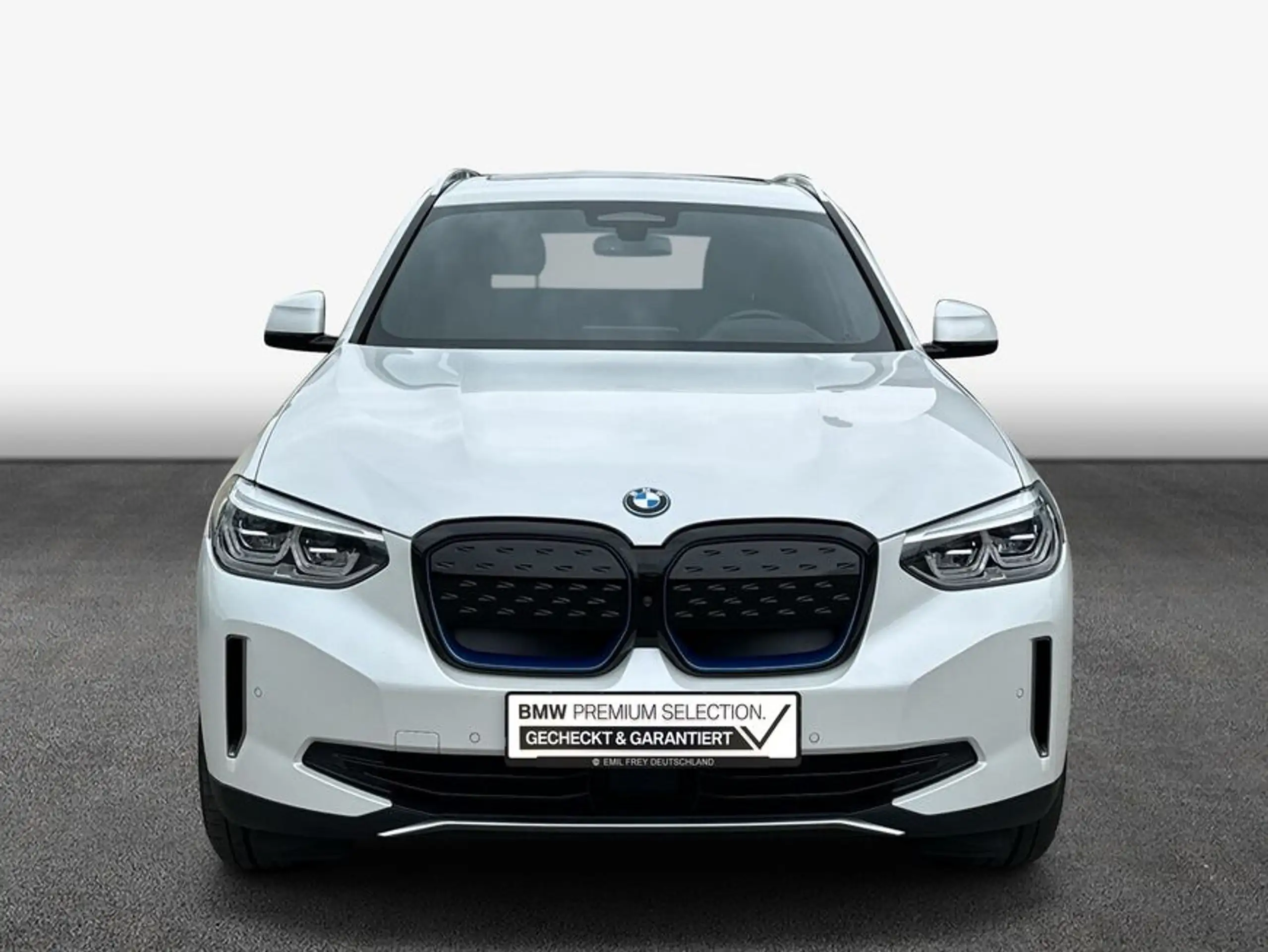 BMW - iX3