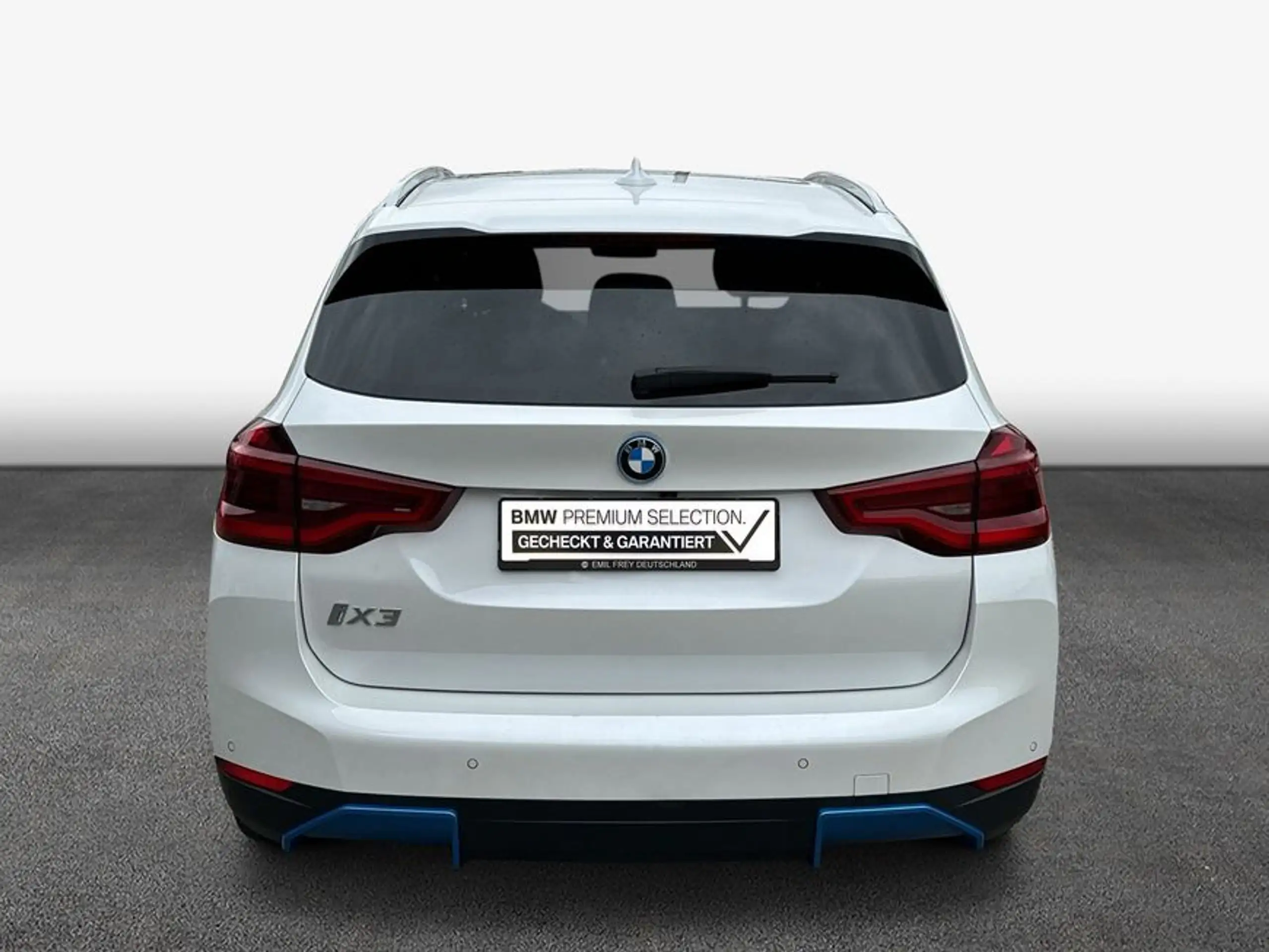 BMW - iX3