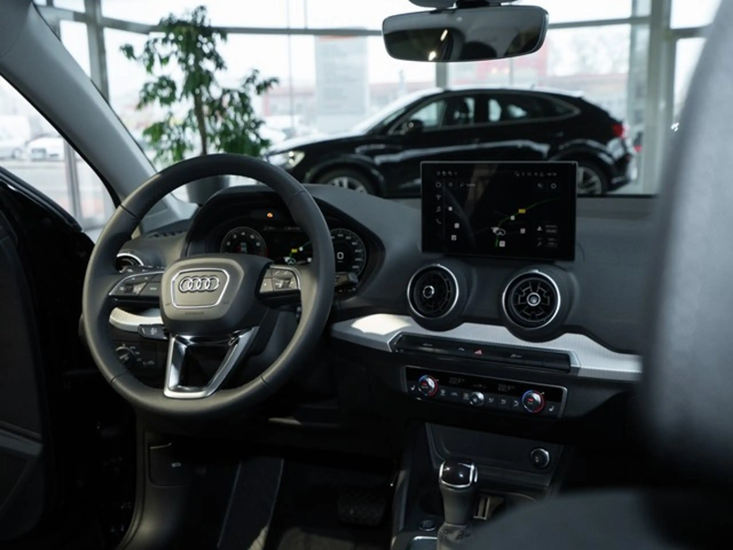 Audi - Q2