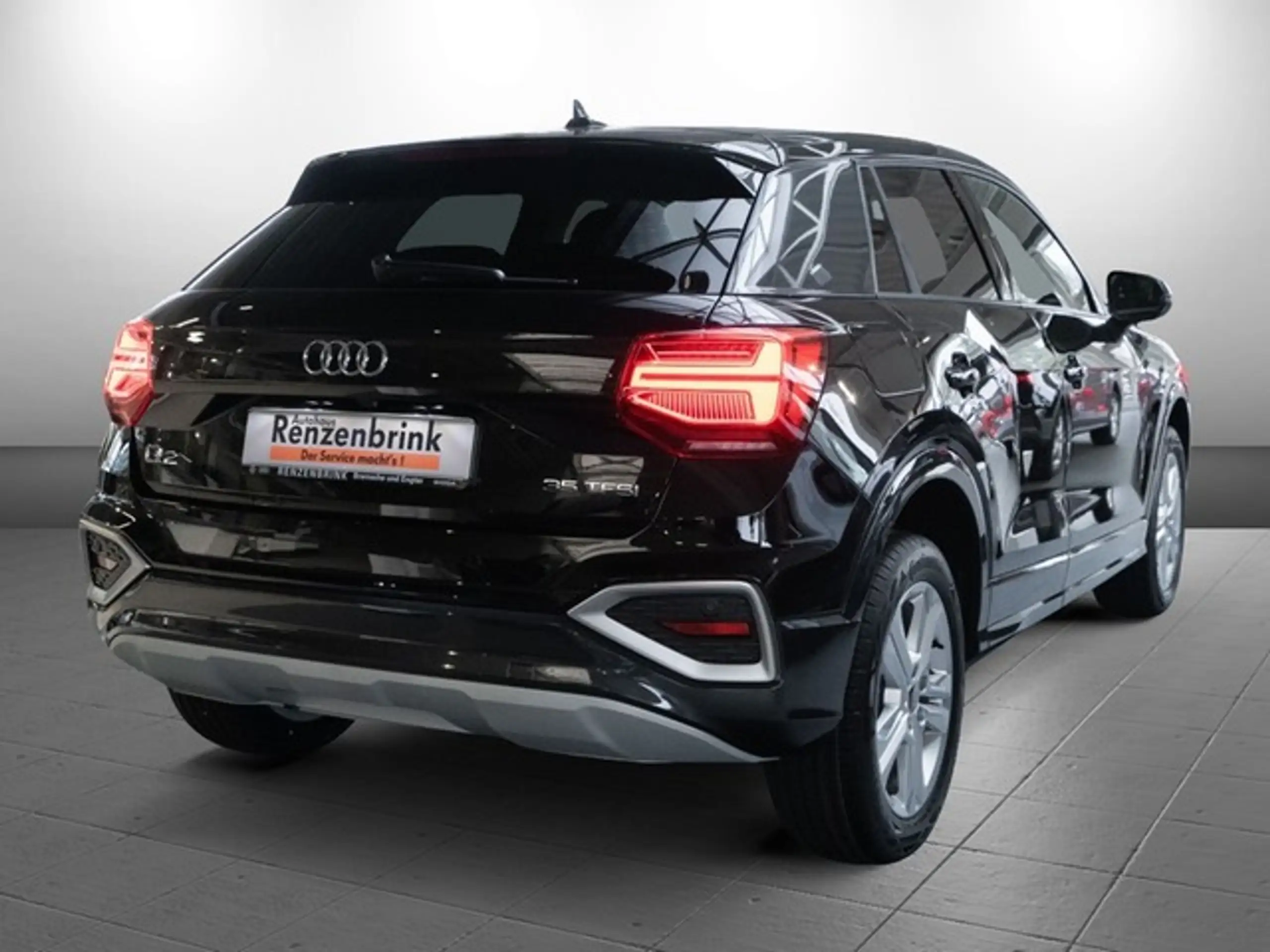 Audi - Q2