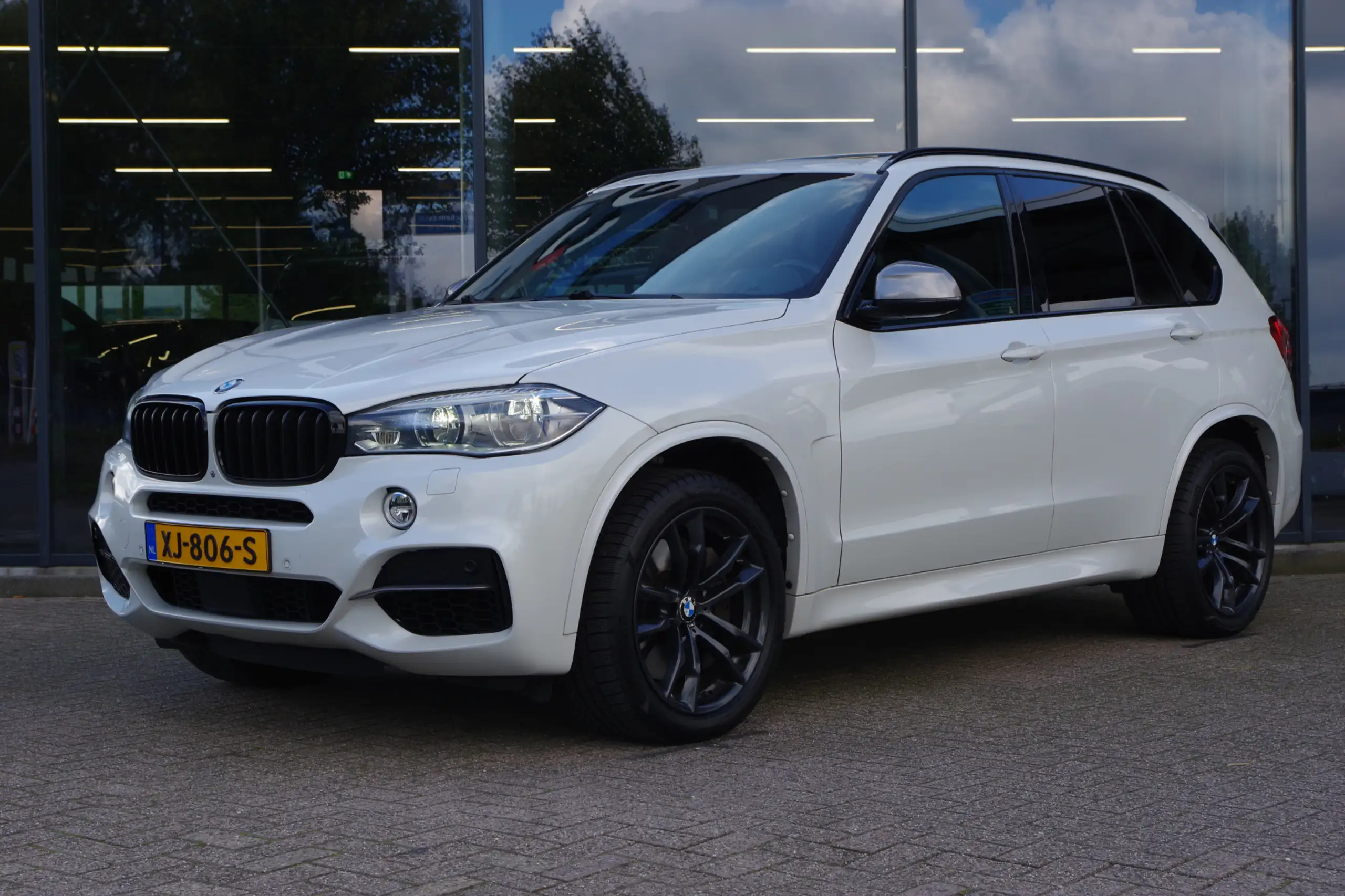 BMW - X5