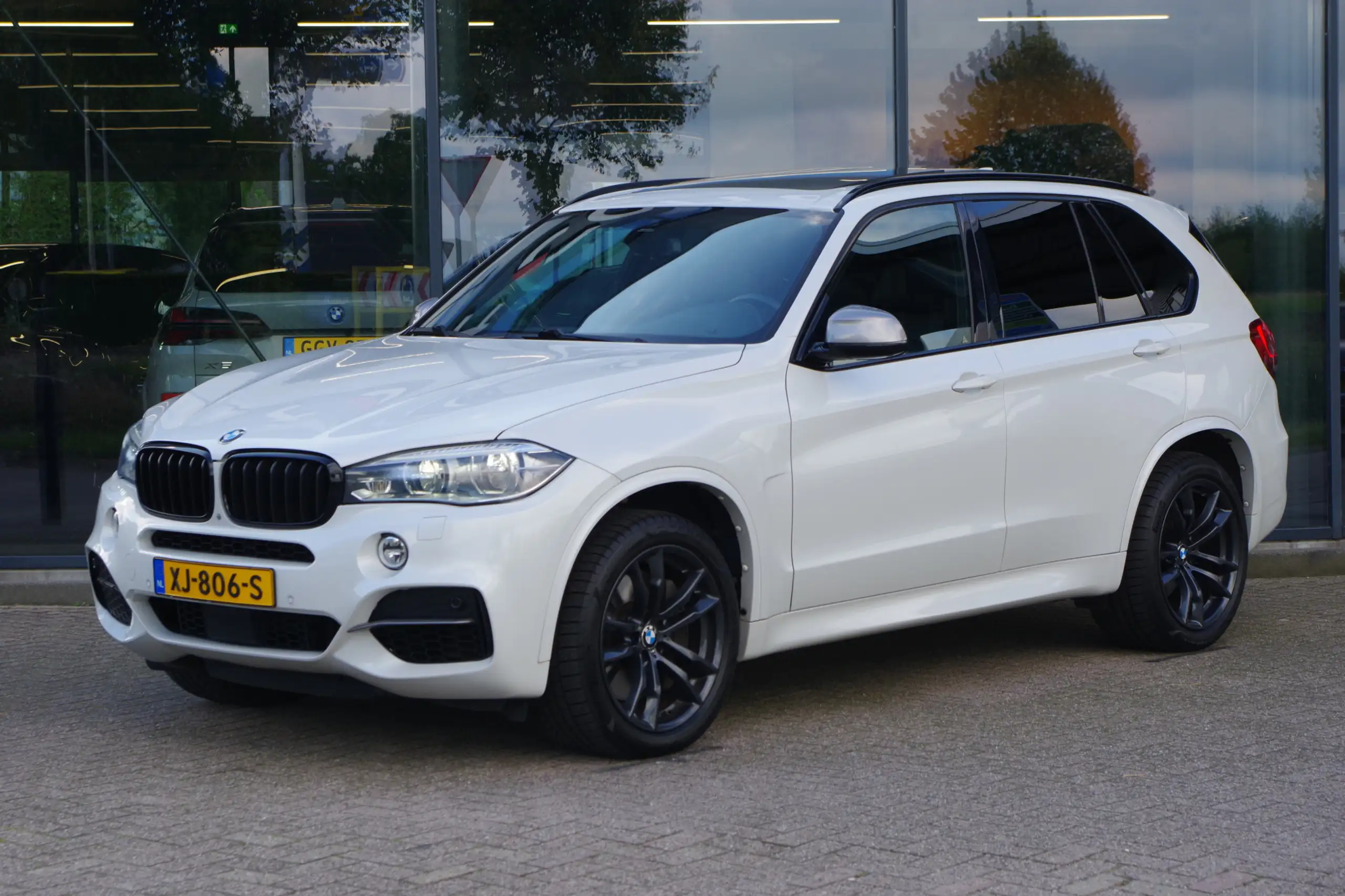 BMW - X5