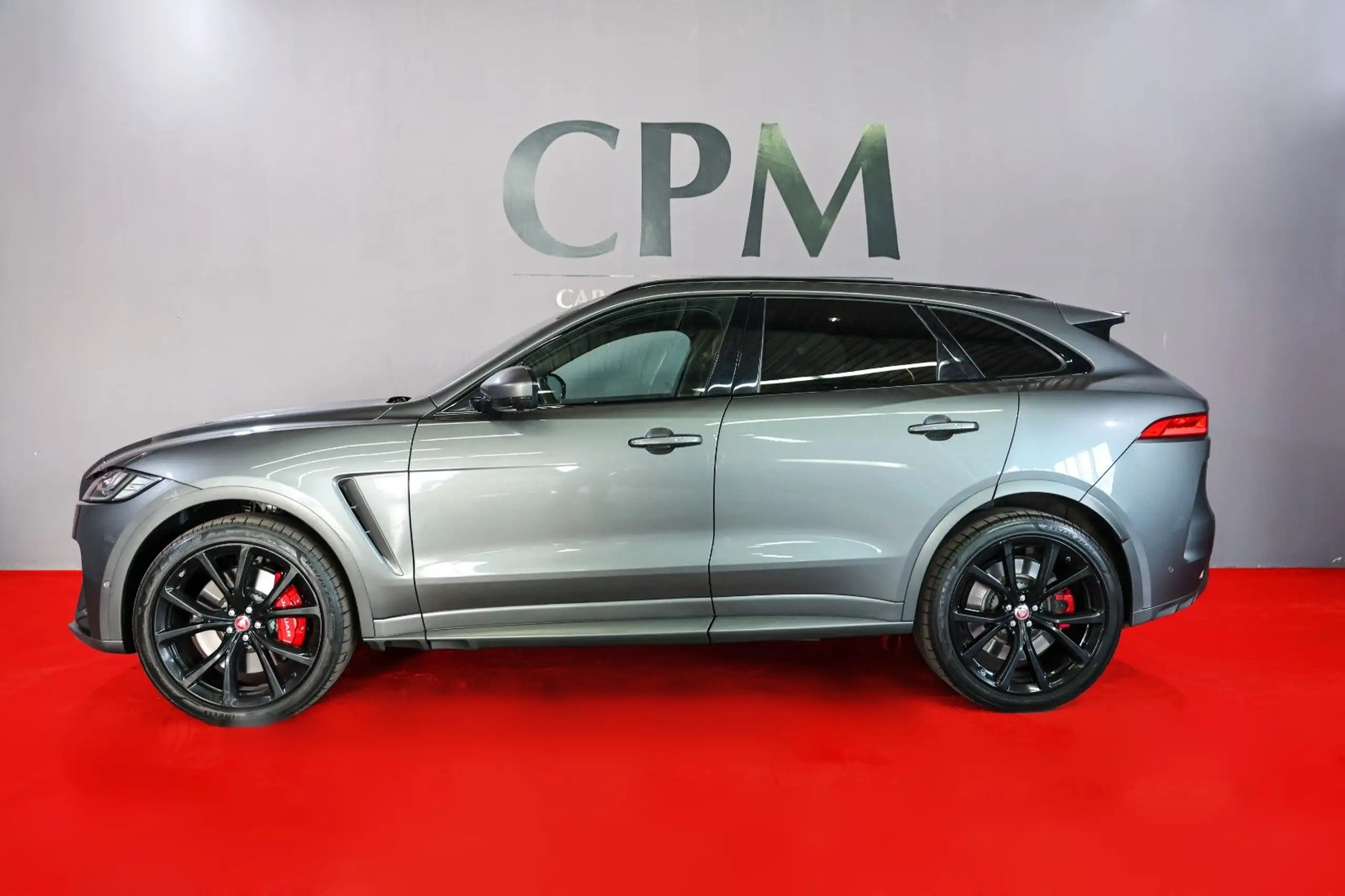 Jaguar - F-Pace