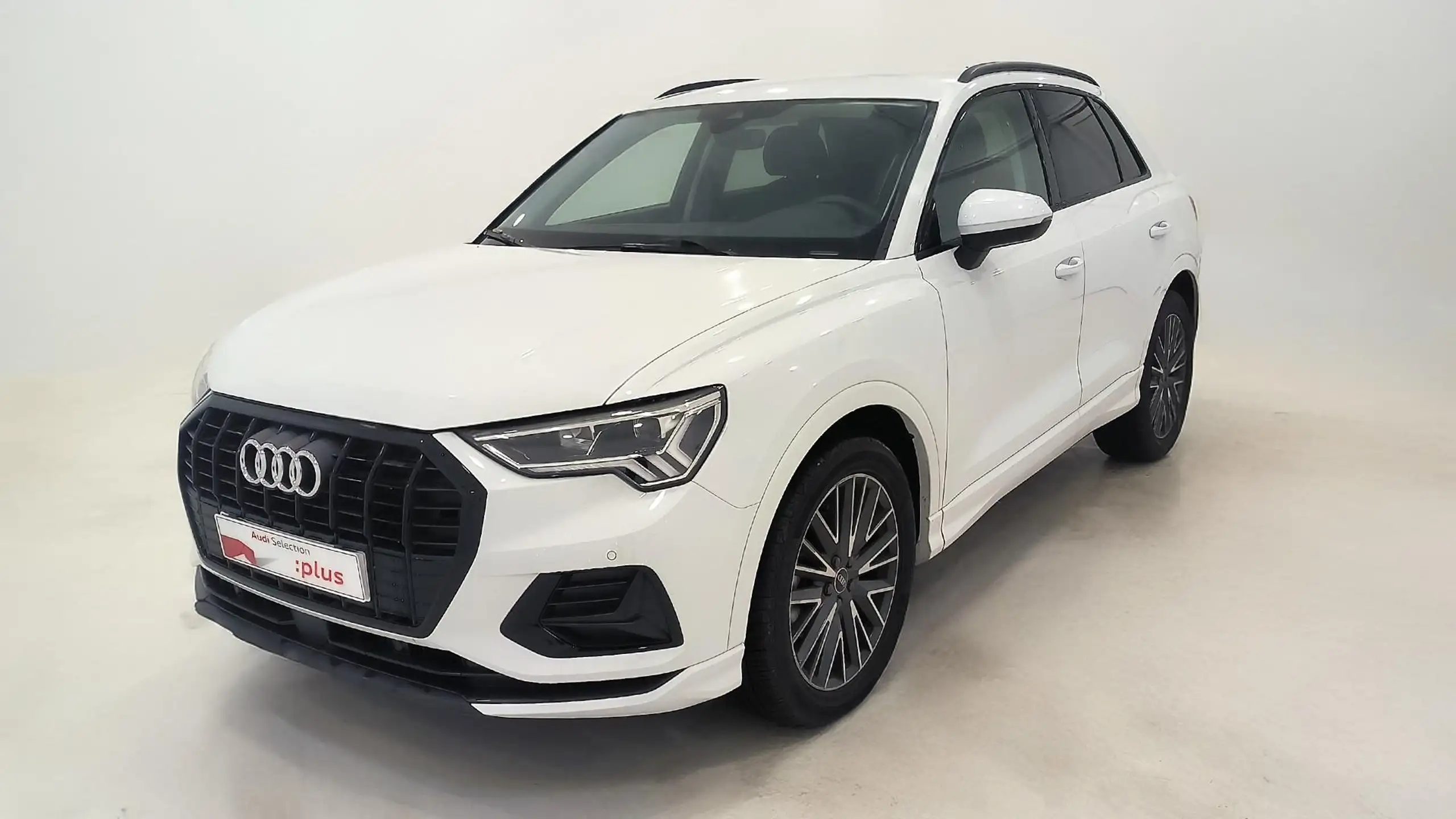 Audi - Q3