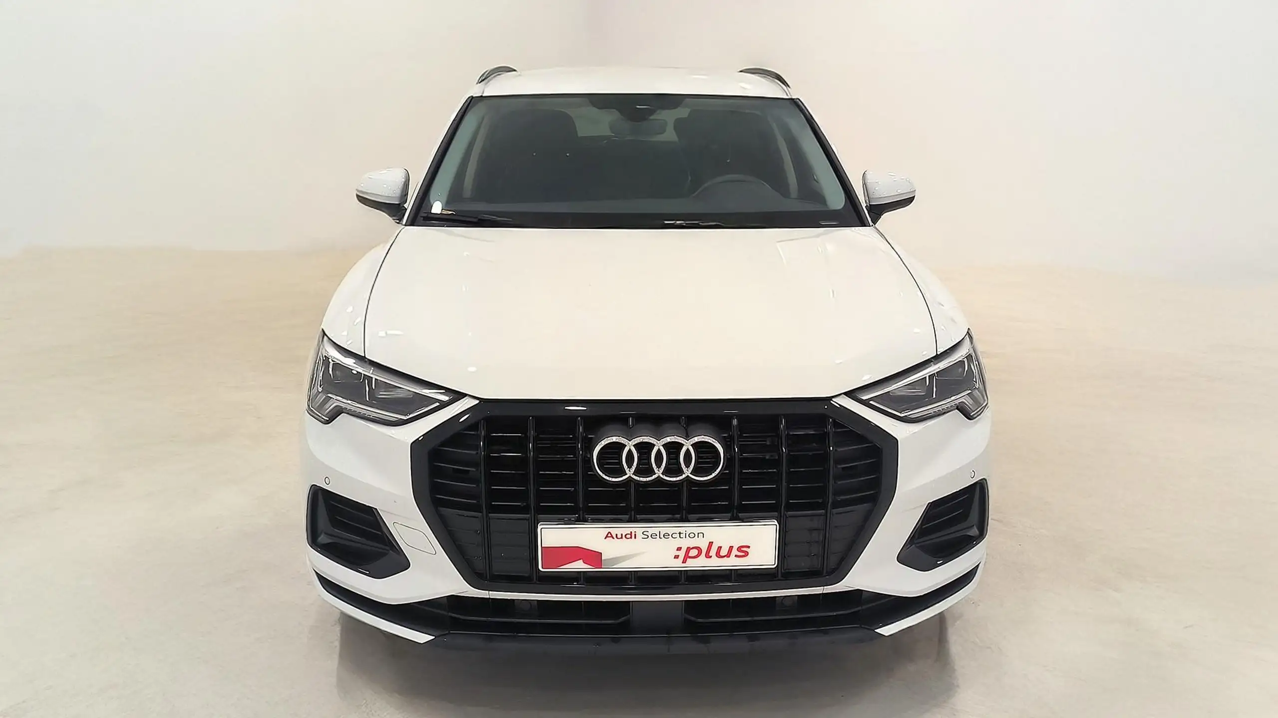 Audi - Q3